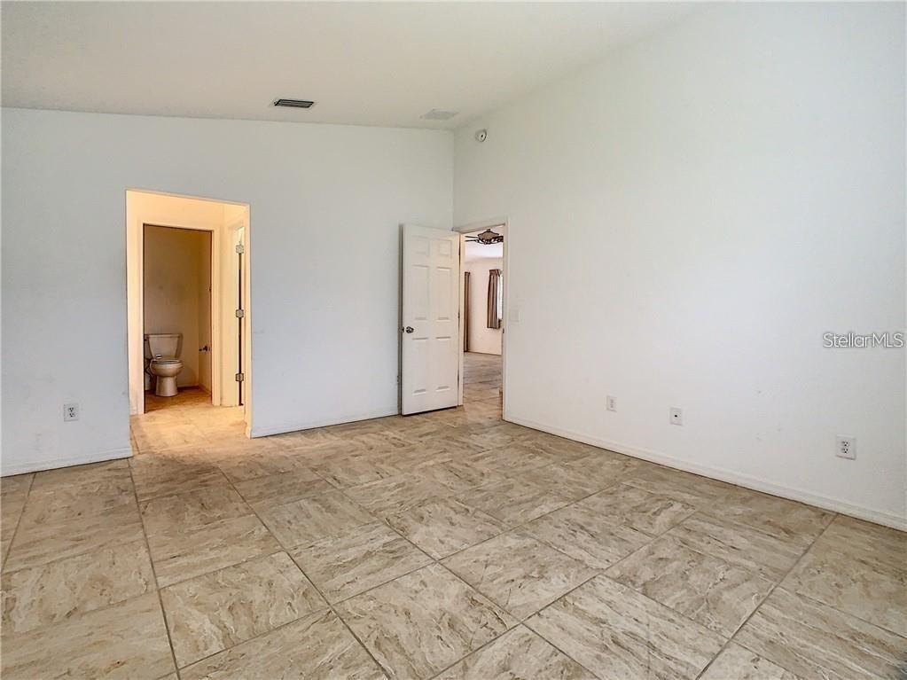 1850 HALLANDALE LN, THE VILLAGES, FL, 32162