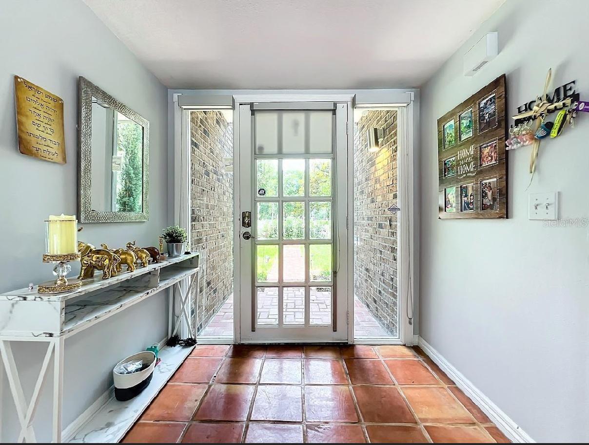5646 SPRING RUN AVE, ORLANDO, FL, 32819