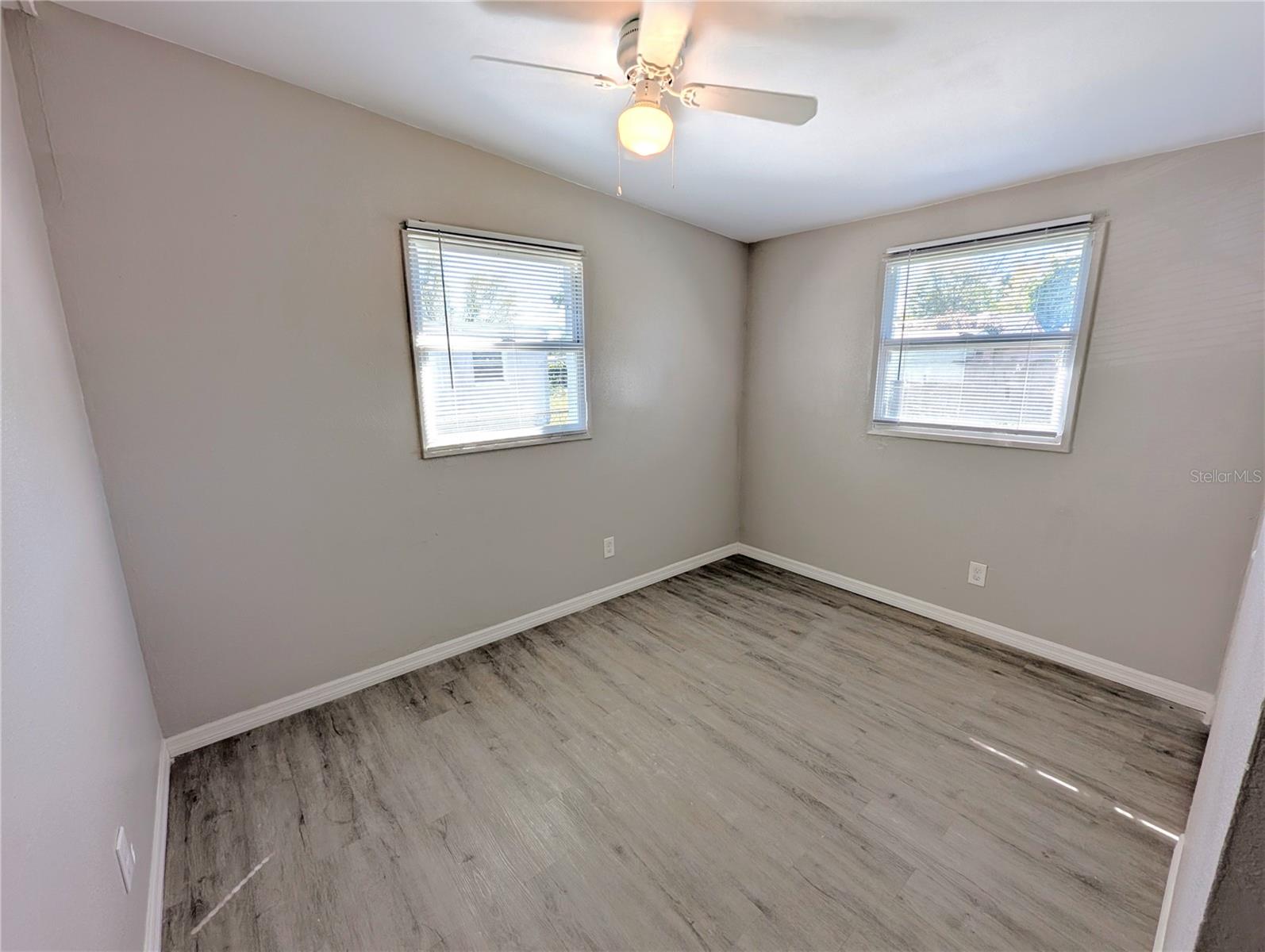 3205 CLIFFORD SAMPLE DR, TAMPA, FL, 33619