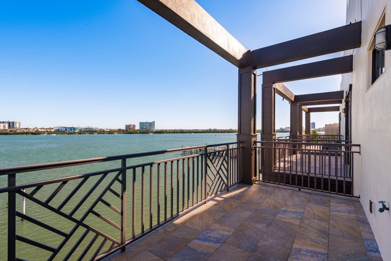 188 BRIGHTWATER DR #2, CLEARWATER BEACH, FL, 33767