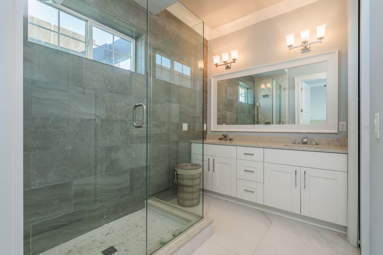 188 BRIGHTWATER DR #2, CLEARWATER BEACH, FL, 33767