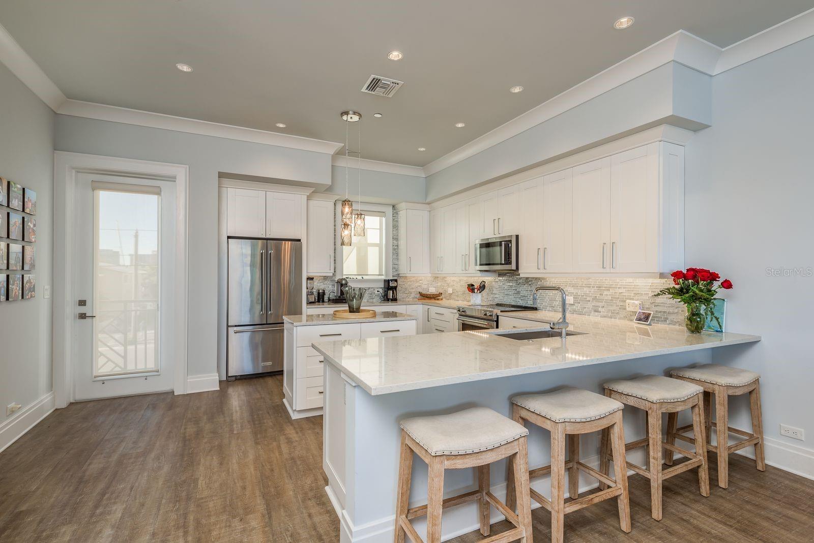 188 BRIGHTWATER DR #2, CLEARWATER BEACH, FL, 33767