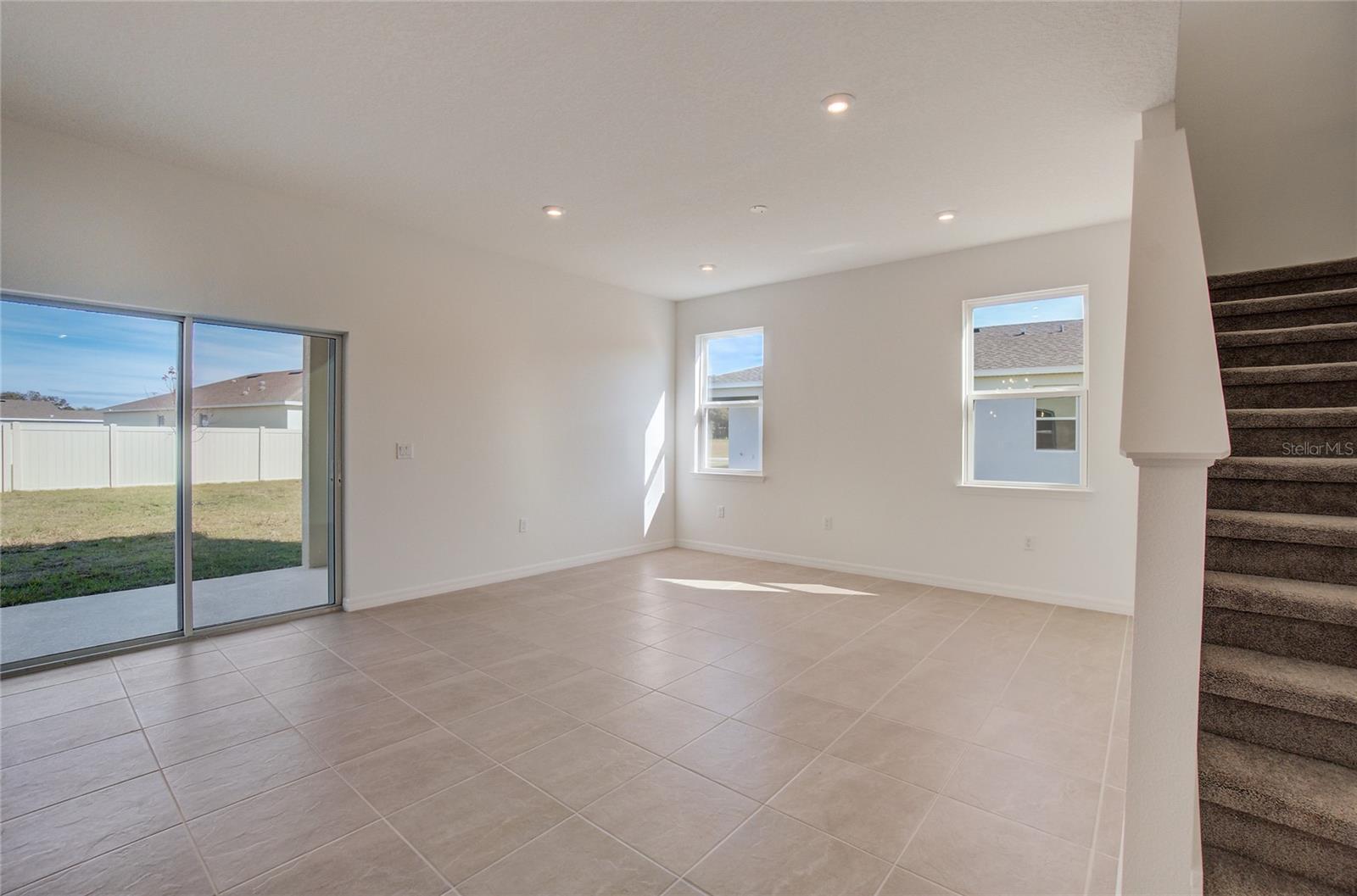 1136 CLAY BLVD, TAVARES, FL, 32778
