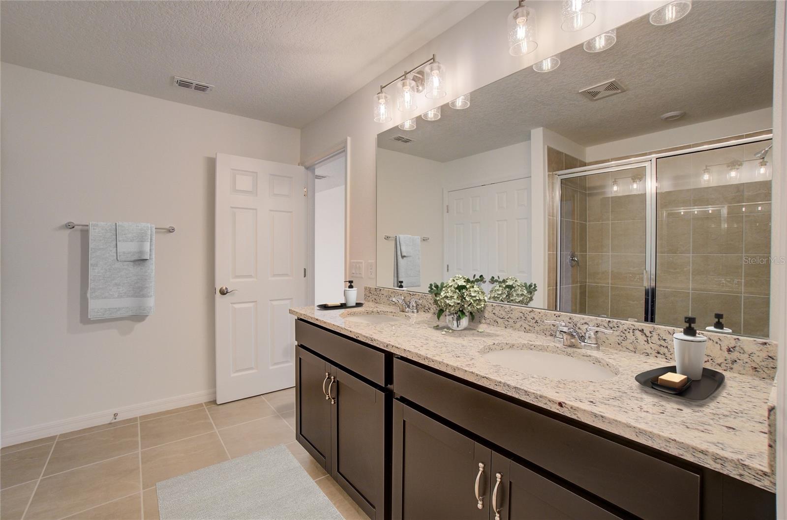 1136 CLAY BLVD, TAVARES, FL, 32778
