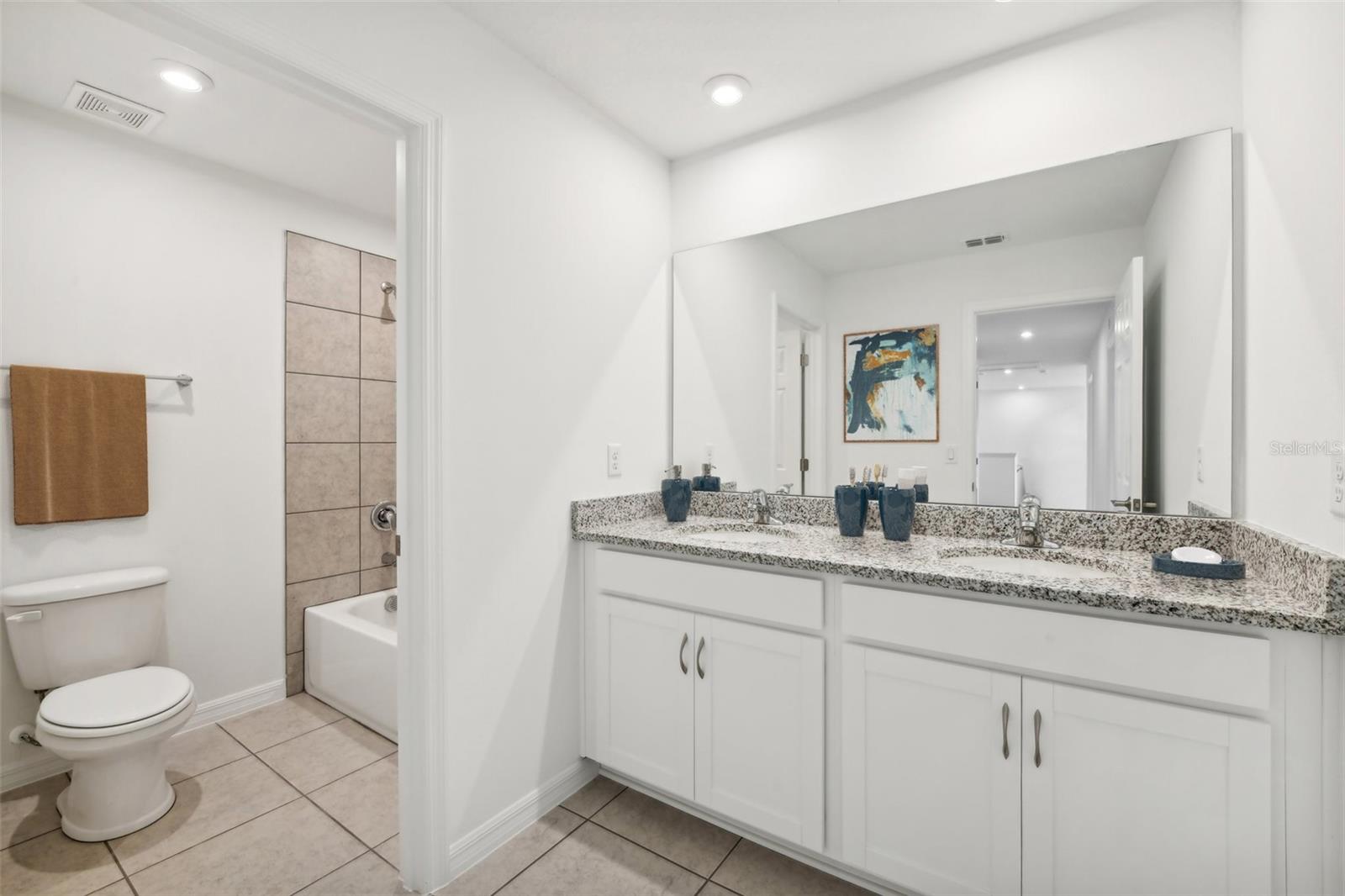 1136 CLAY BLVD, TAVARES, FL, 32778