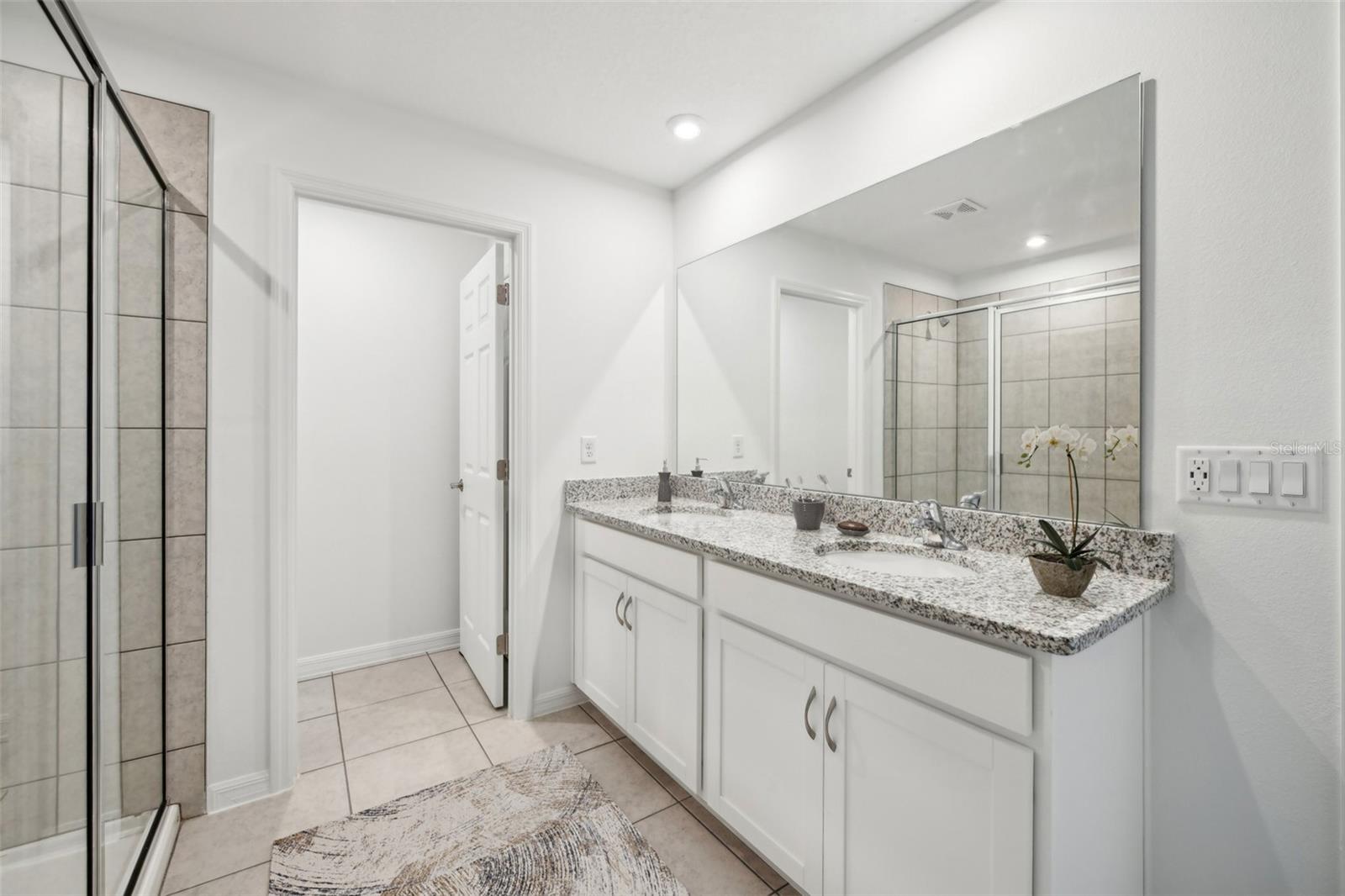 1136 CLAY BLVD, TAVARES, FL, 32778