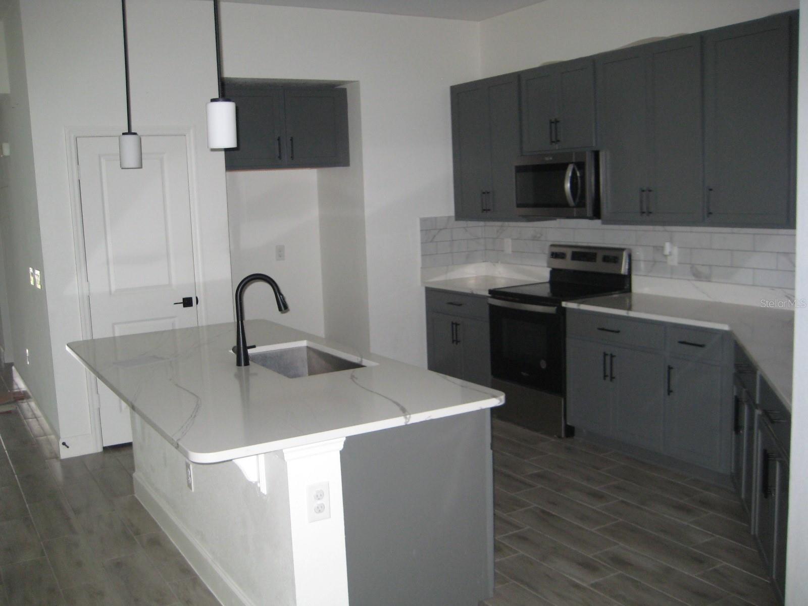 1371 POMPAY DR, DAVENPORT, FL, 33896