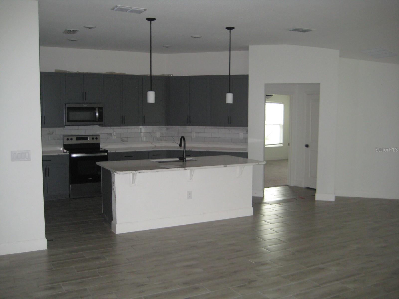 1371 POMPAY DR, DAVENPORT, FL, 33896