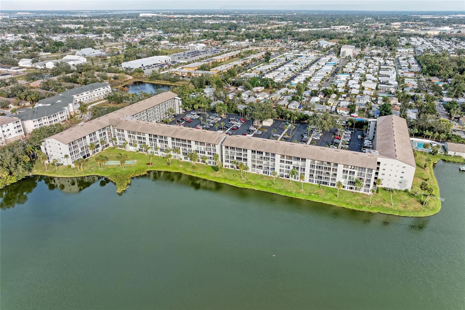 3176 LAKE BAYSHORE DR #319, BRADENTON, FL, 34205
