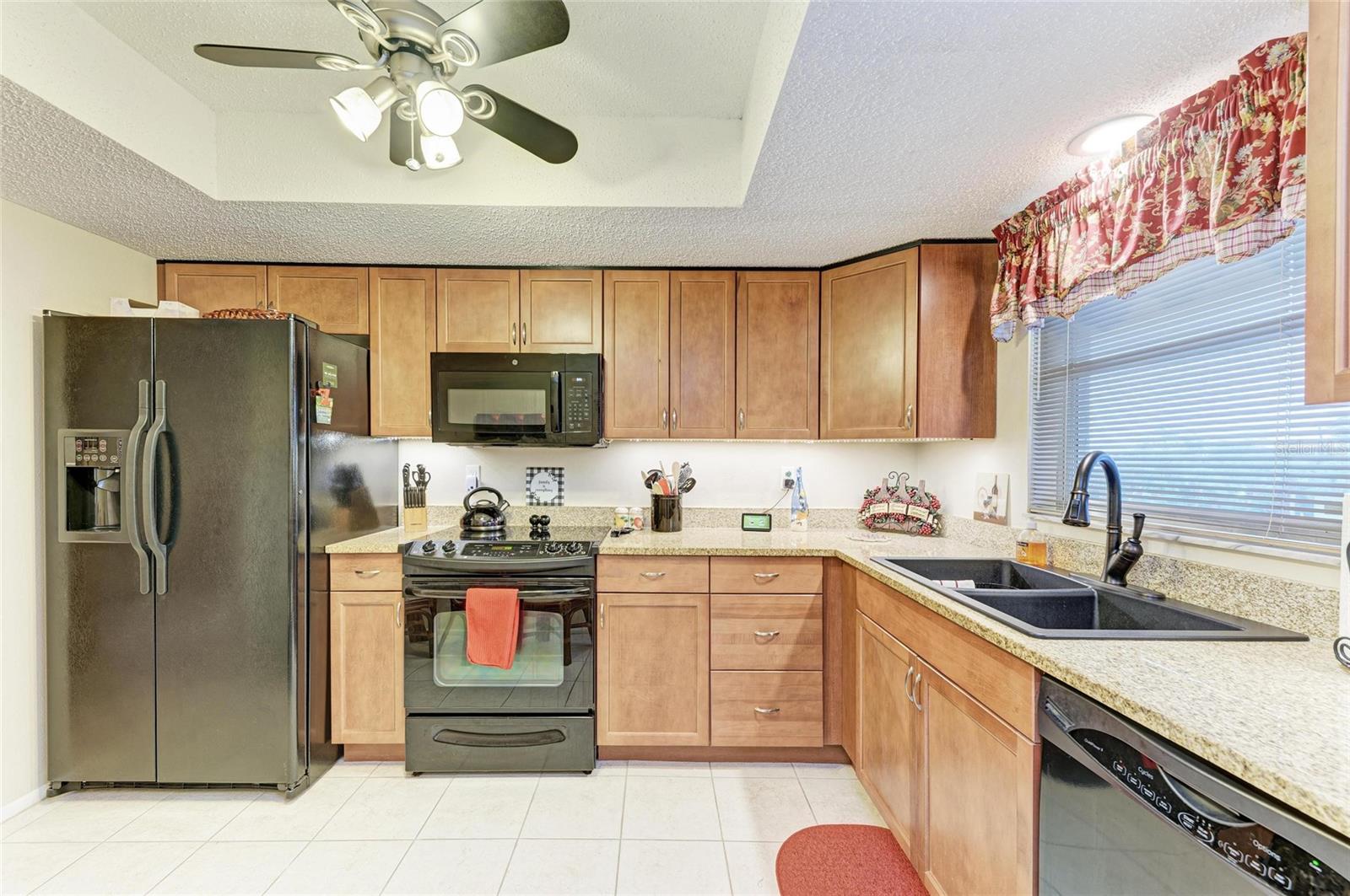 3176 LAKE BAYSHORE DR #319, BRADENTON, FL, 34205