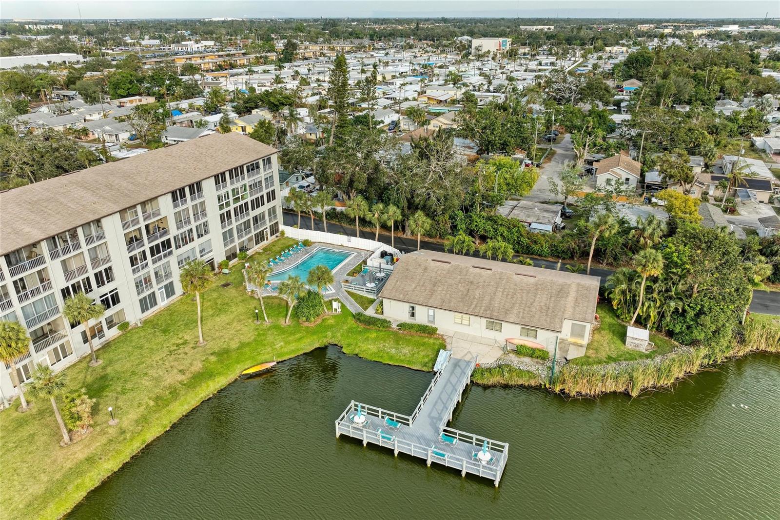 3176 LAKE BAYSHORE DR #319, BRADENTON, FL, 34205