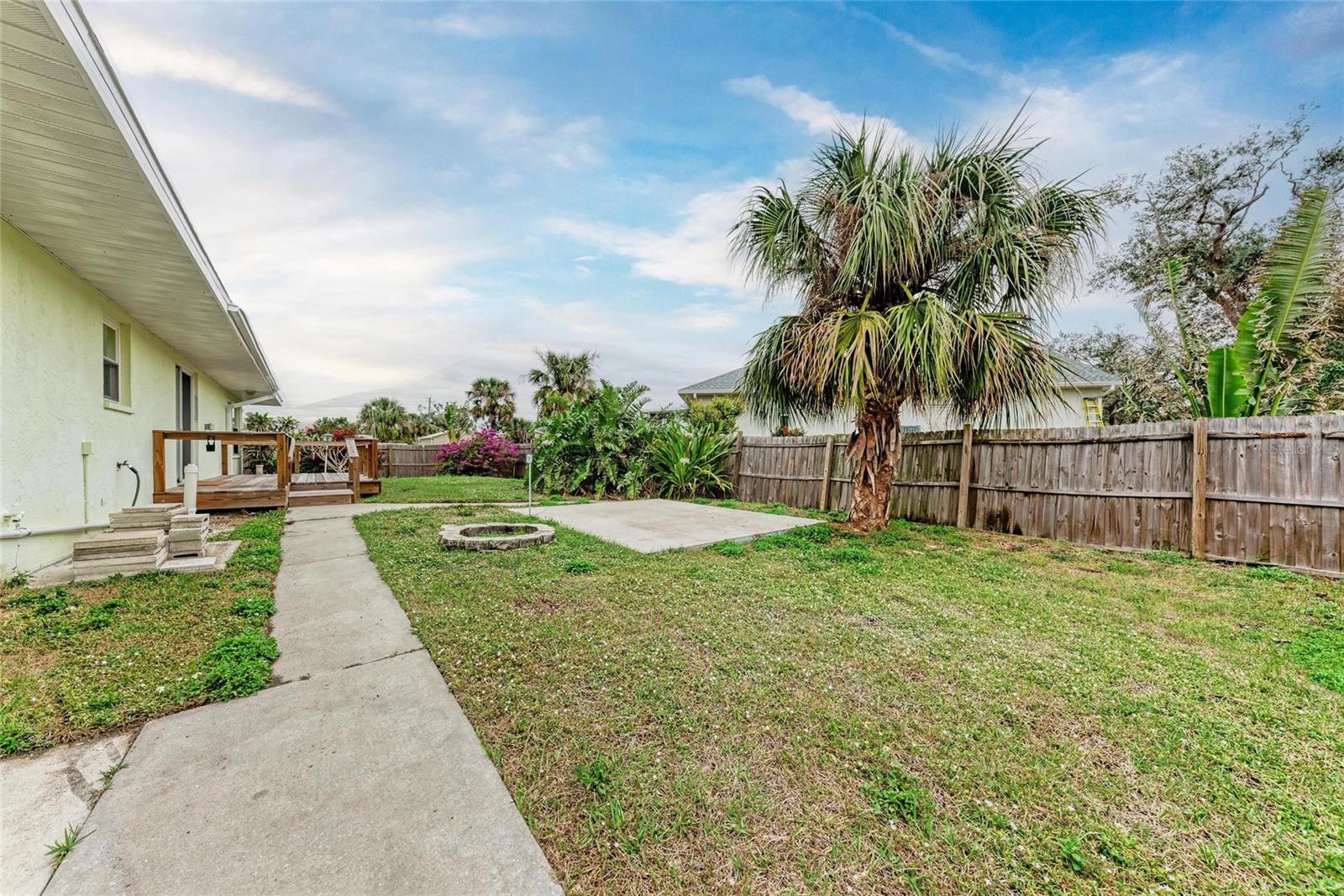 402 RAVENNA ST N, NOKOMIS, FL, 34275