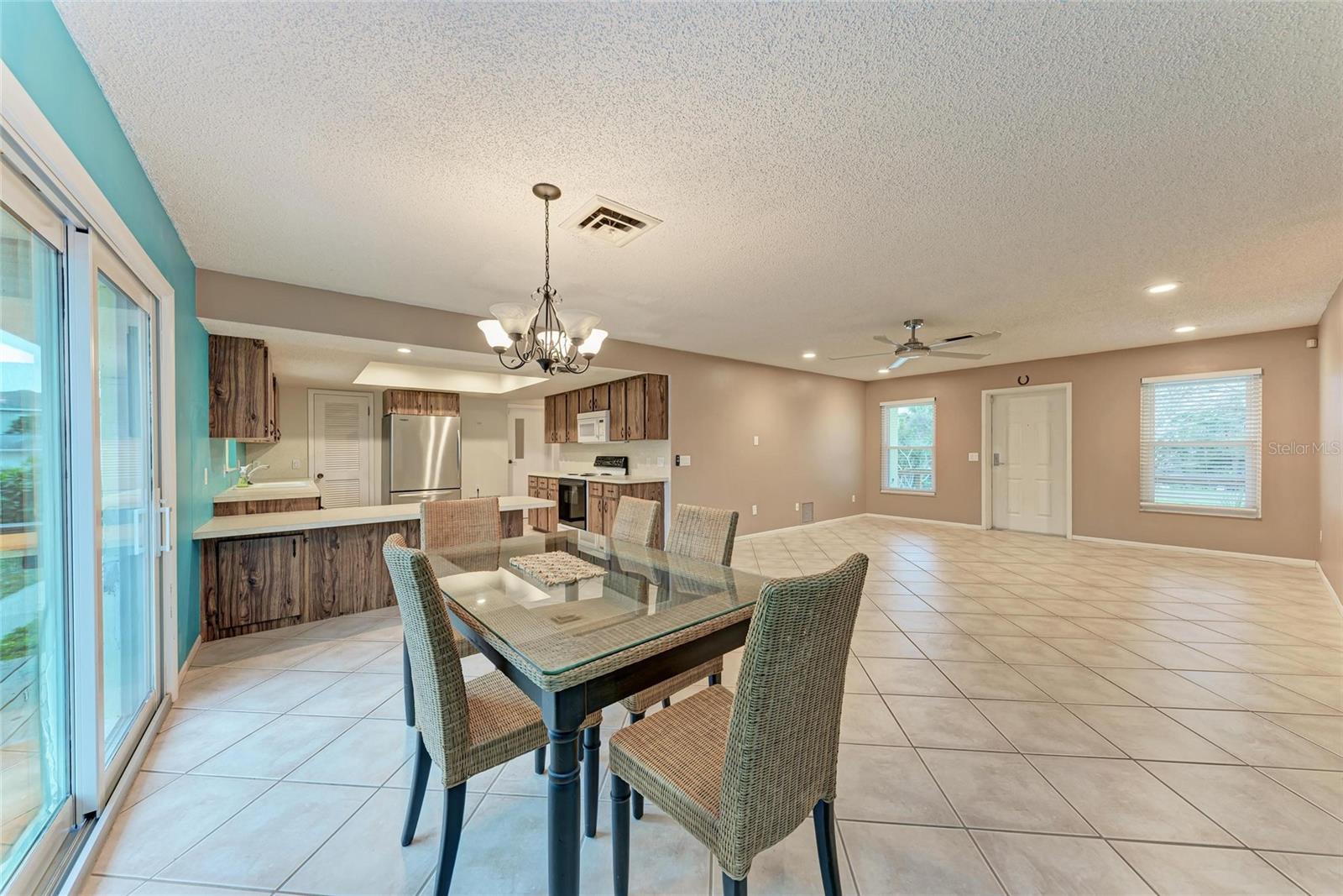 402 RAVENNA ST N, NOKOMIS, FL, 34275