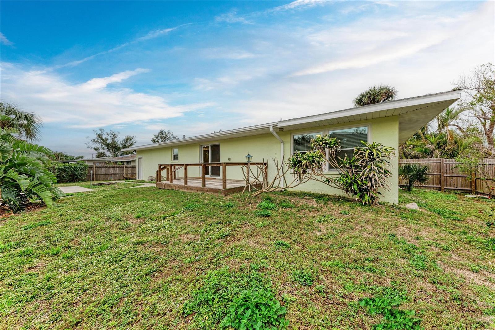 402 RAVENNA ST N, NOKOMIS, FL, 34275