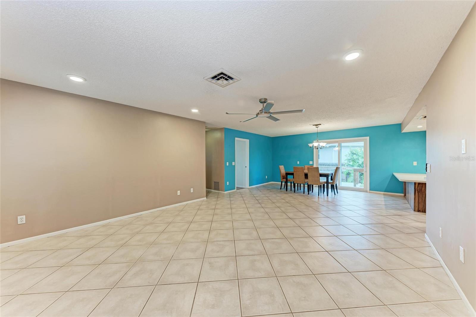 402 RAVENNA ST N, NOKOMIS, FL, 34275