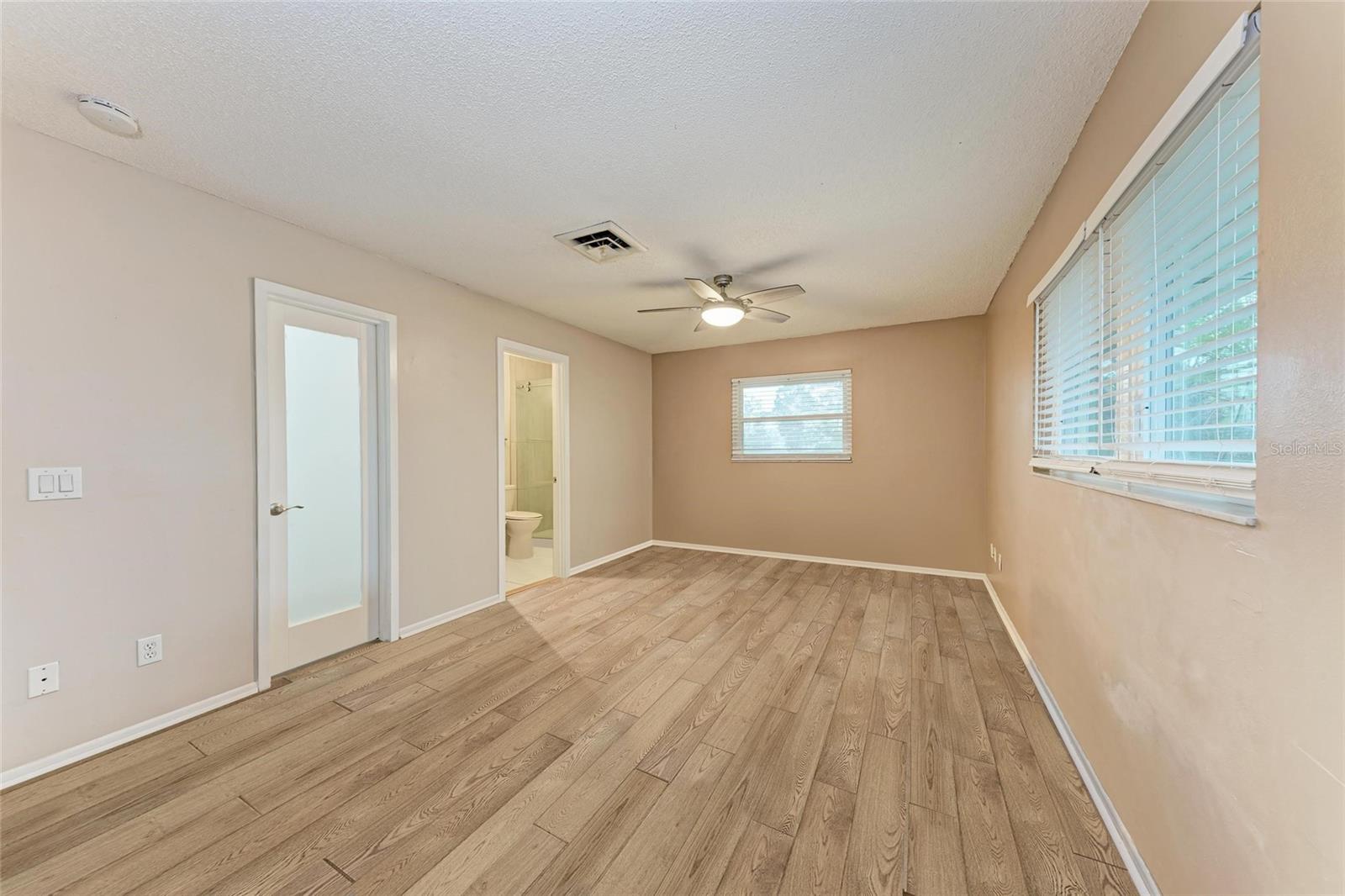 402 RAVENNA ST N, NOKOMIS, FL, 34275