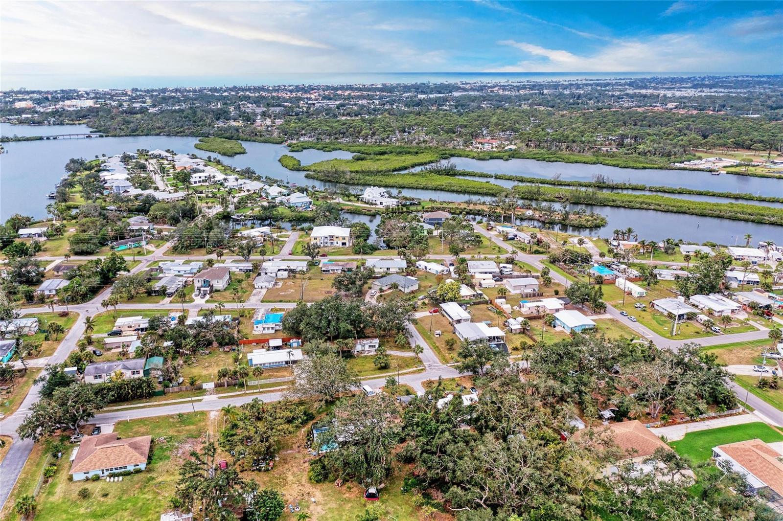 402 RAVENNA ST N, NOKOMIS, FL, 34275