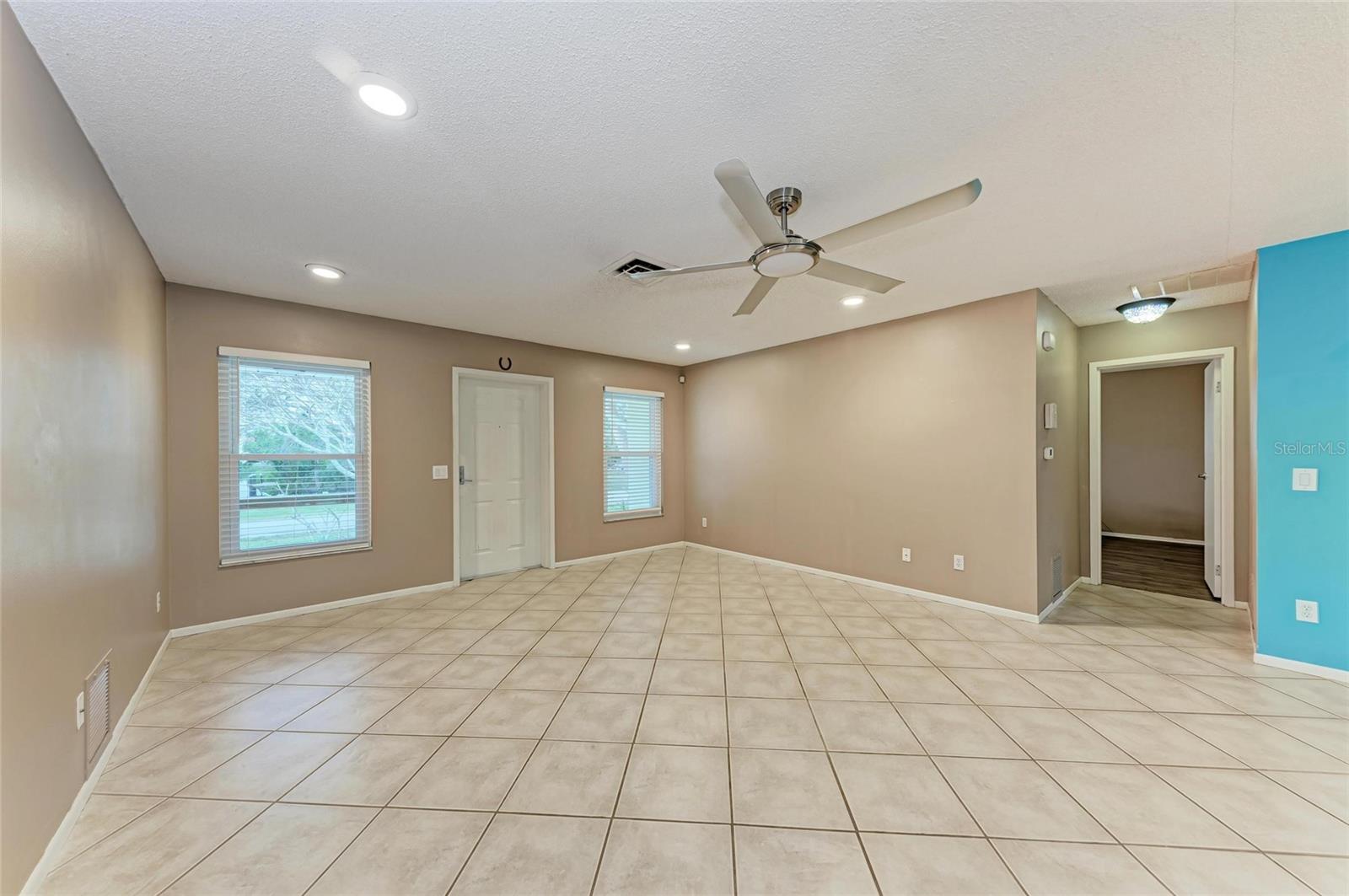 402 RAVENNA ST N, NOKOMIS, FL, 34275
