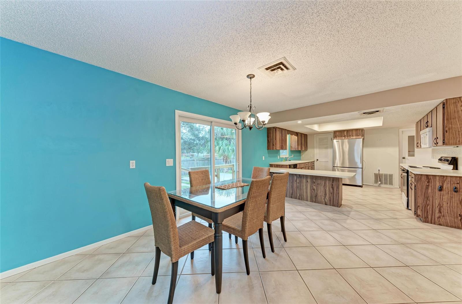 402 RAVENNA ST N, NOKOMIS, FL, 34275