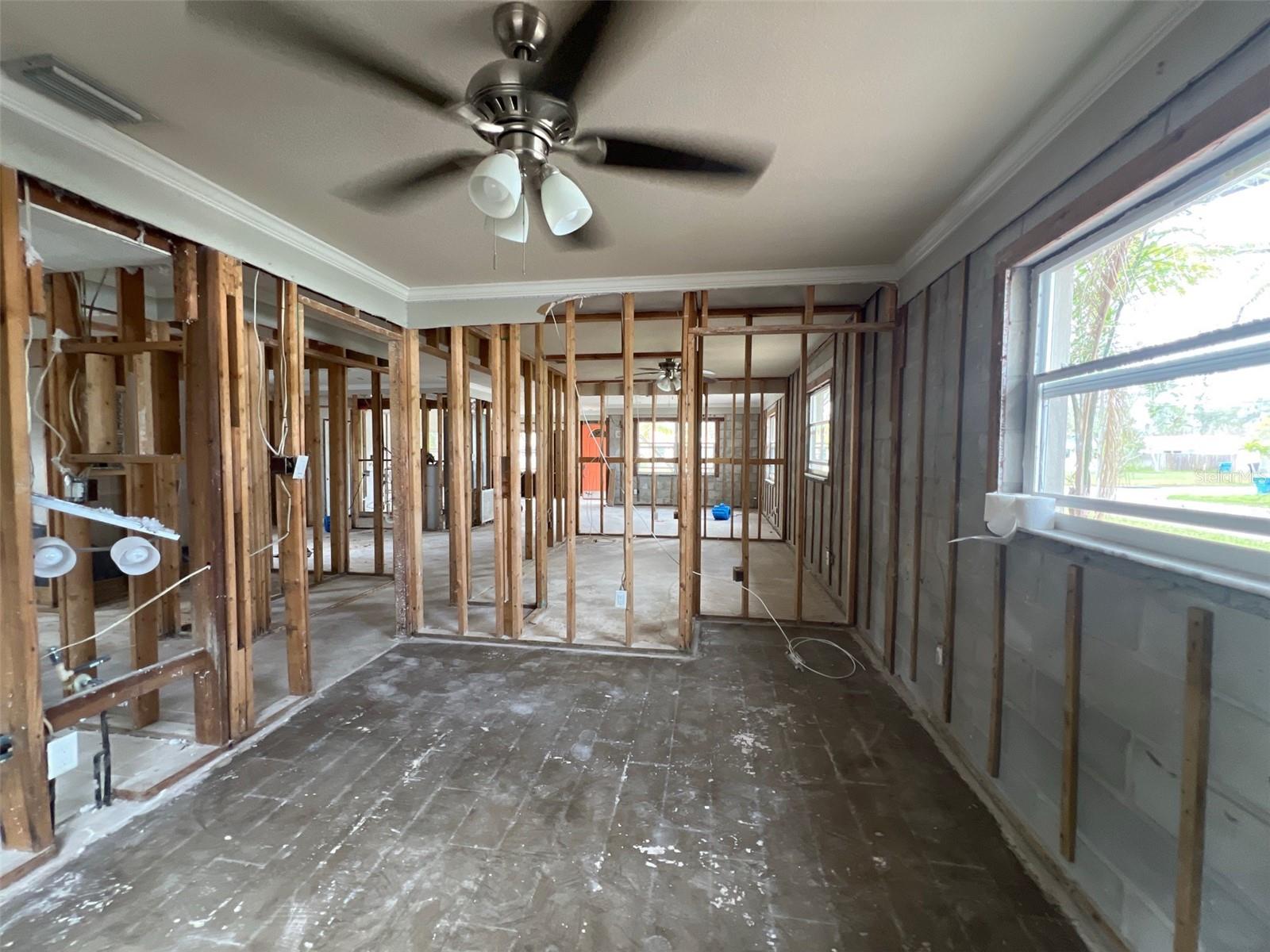 4247 HELENA ST NE, ST PETERSBURG, FL, 33703