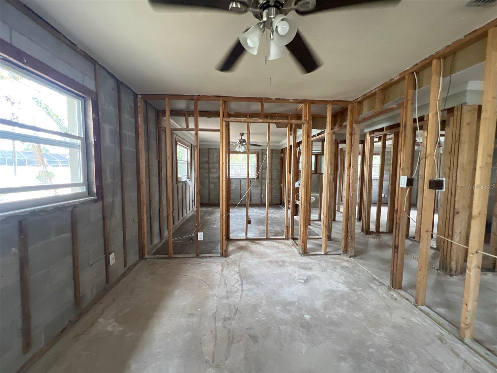 4247 HELENA ST NE, ST PETERSBURG, FL, 33703