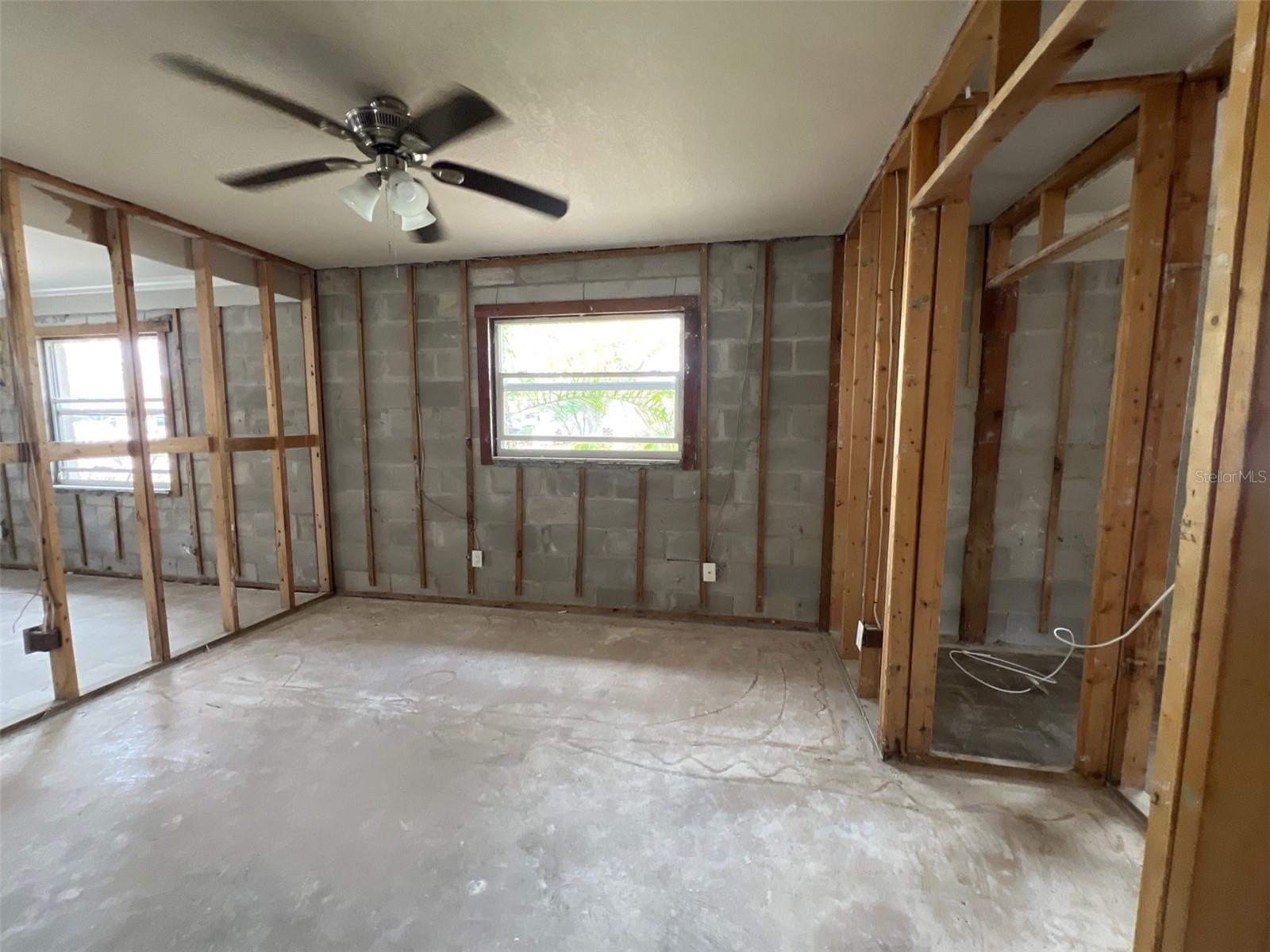 4247 HELENA ST NE, ST PETERSBURG, FL, 33703