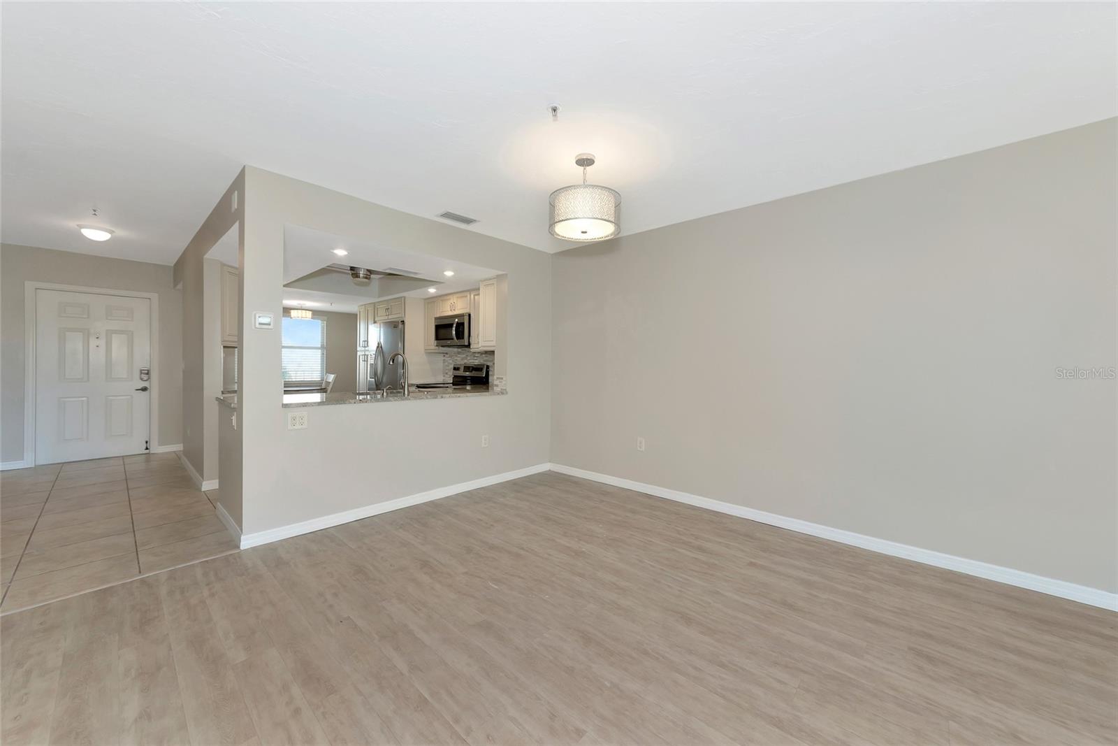 6503 STONE RIVER RD #305, BRADENTON, FL, 34203