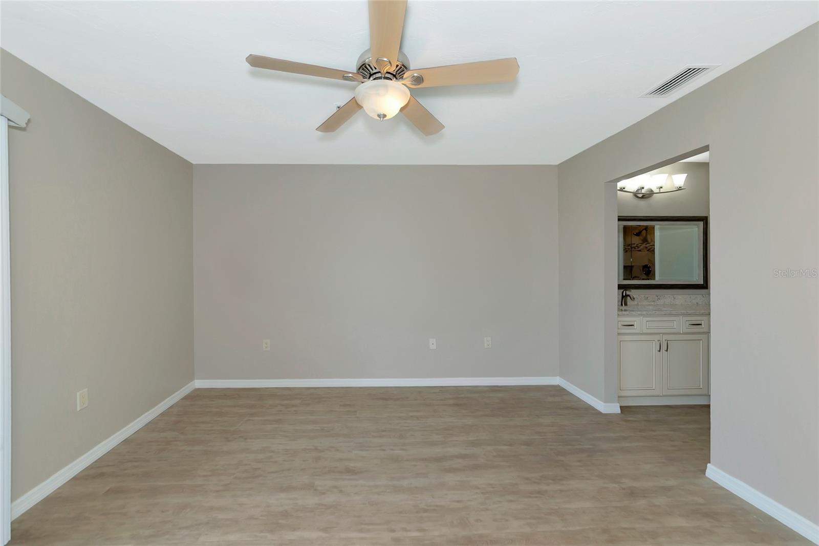 6503 STONE RIVER RD #305, BRADENTON, FL, 34203