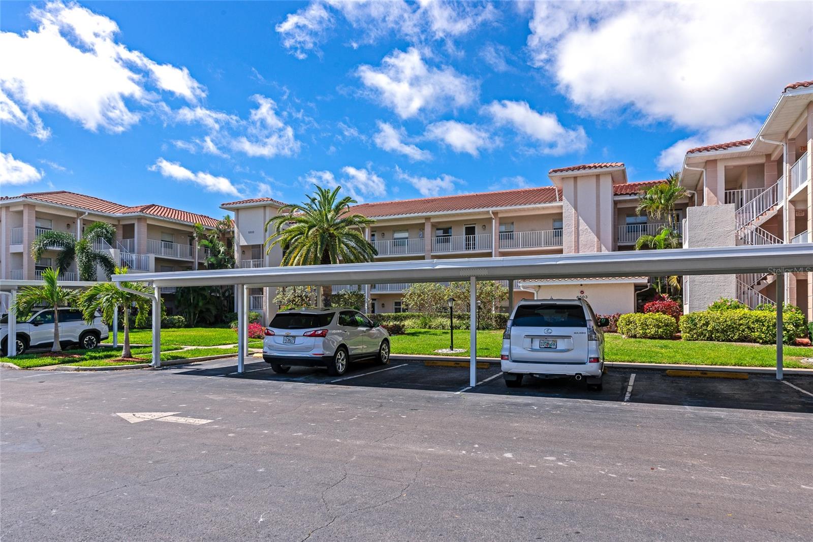 6503 STONE RIVER RD #305, BRADENTON, FL, 34203