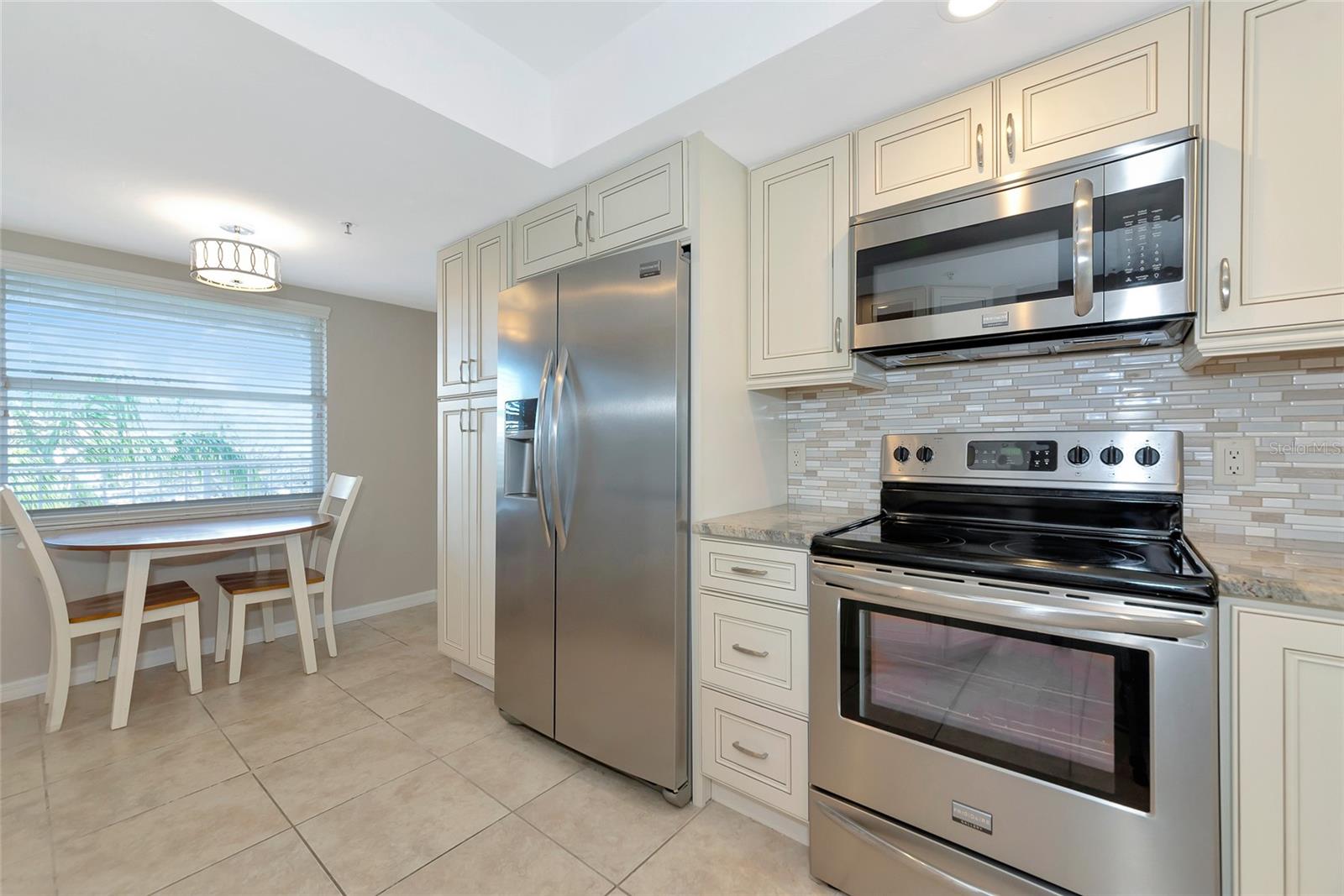 6503 STONE RIVER RD #305, BRADENTON, FL, 34203