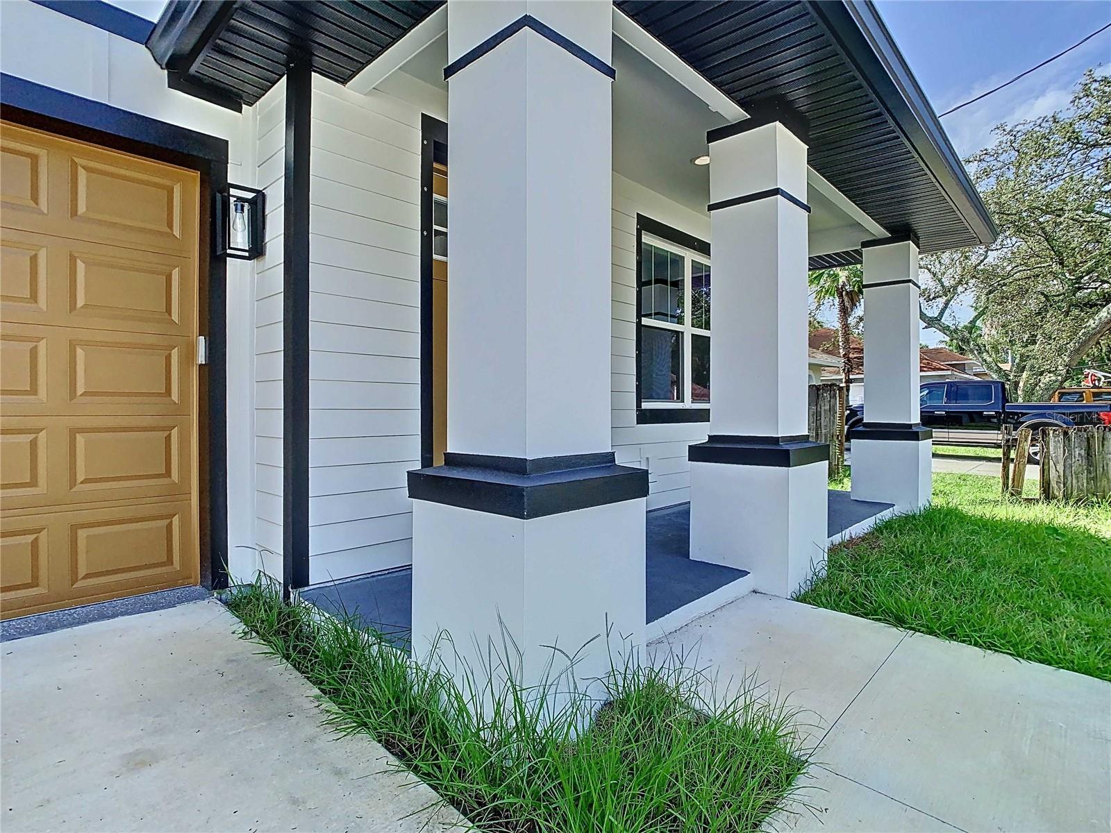 8111 N EDISON AVE, TAMPA, FL, 33604