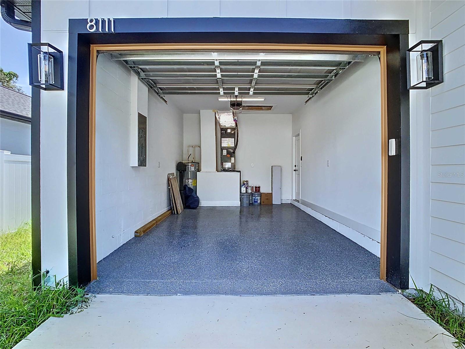 8111 N EDISON AVE, TAMPA, FL, 33604