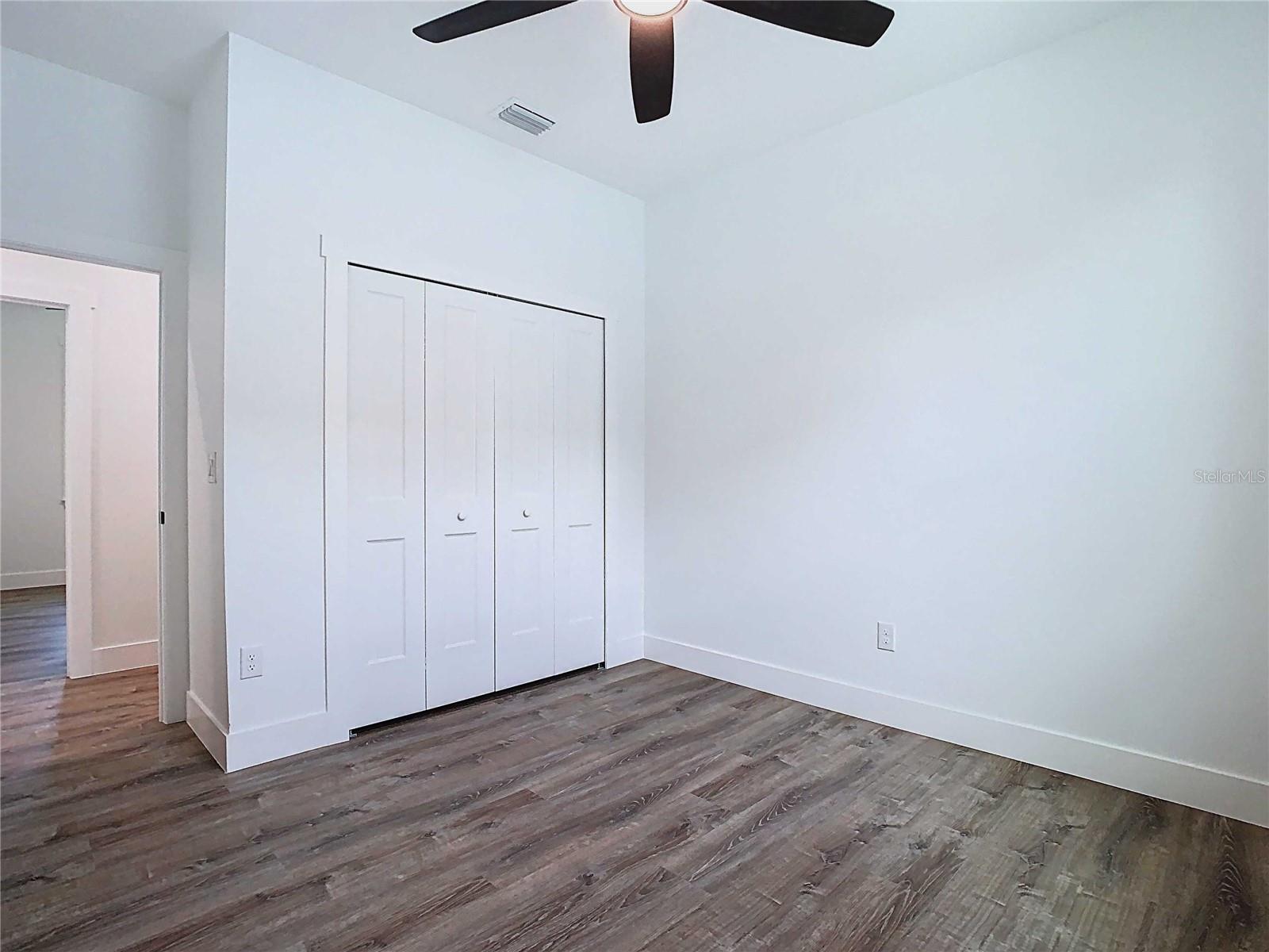 8111 N EDISON AVE, TAMPA, FL, 33604