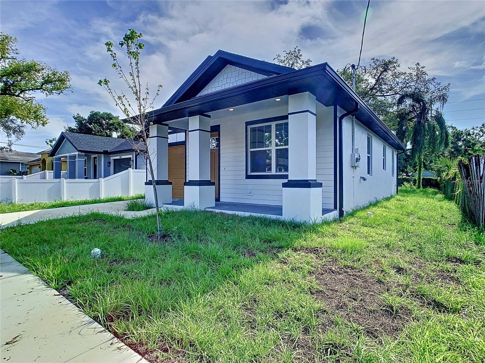 8111 N EDISON AVE, TAMPA, FL, 33604