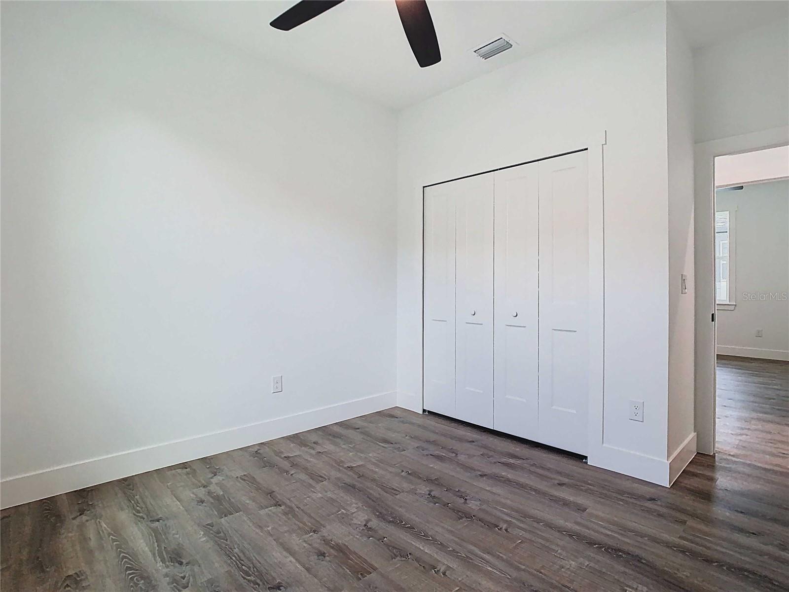 8111 N EDISON AVE, TAMPA, FL, 33604