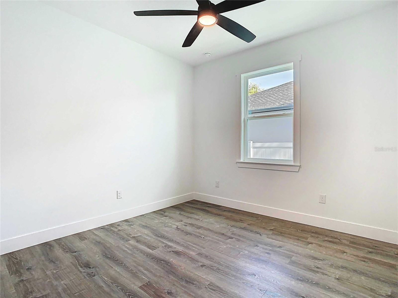 8111 N EDISON AVE, TAMPA, FL, 33604