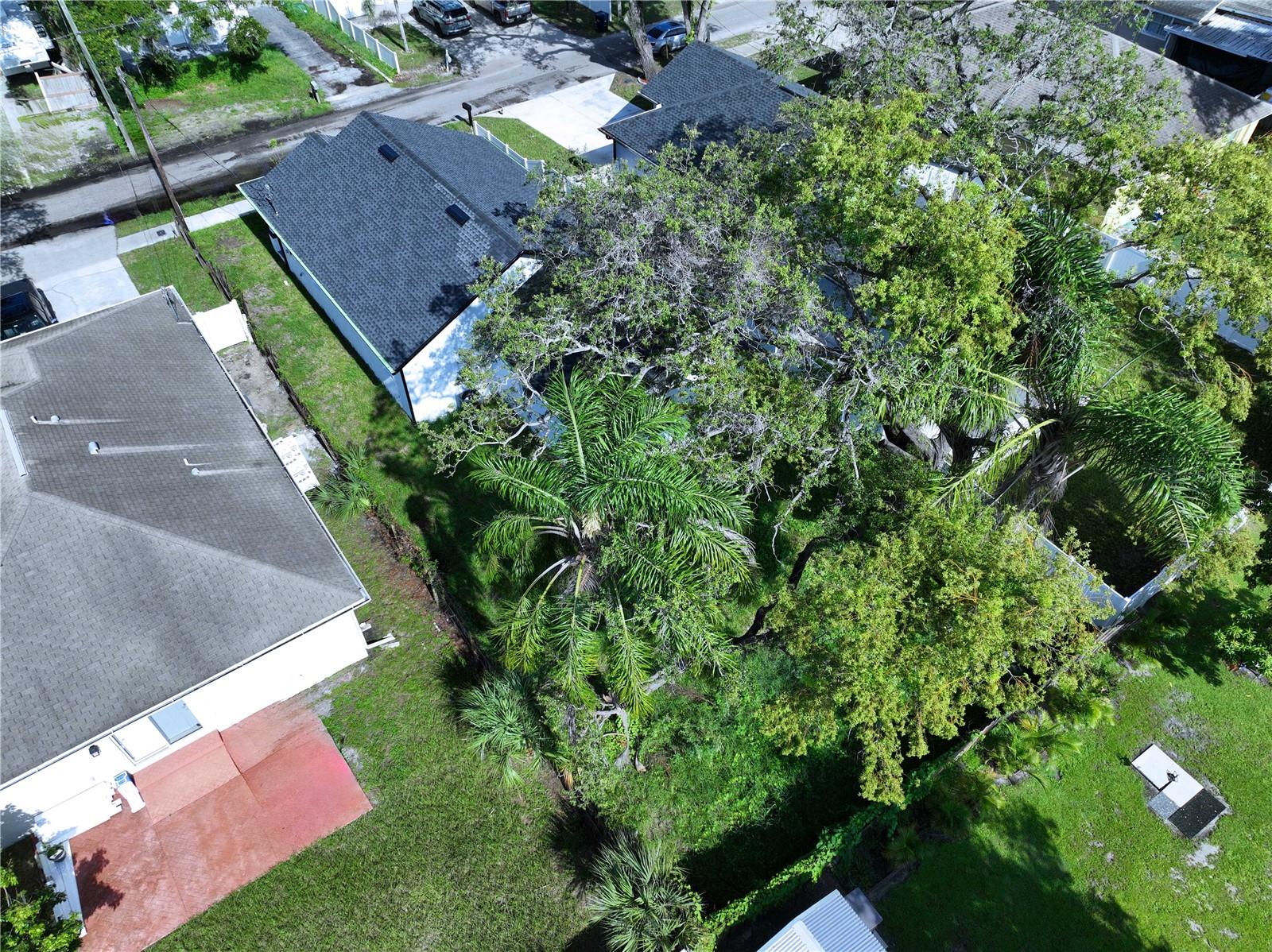 8111 N EDISON AVE, TAMPA, FL, 33604