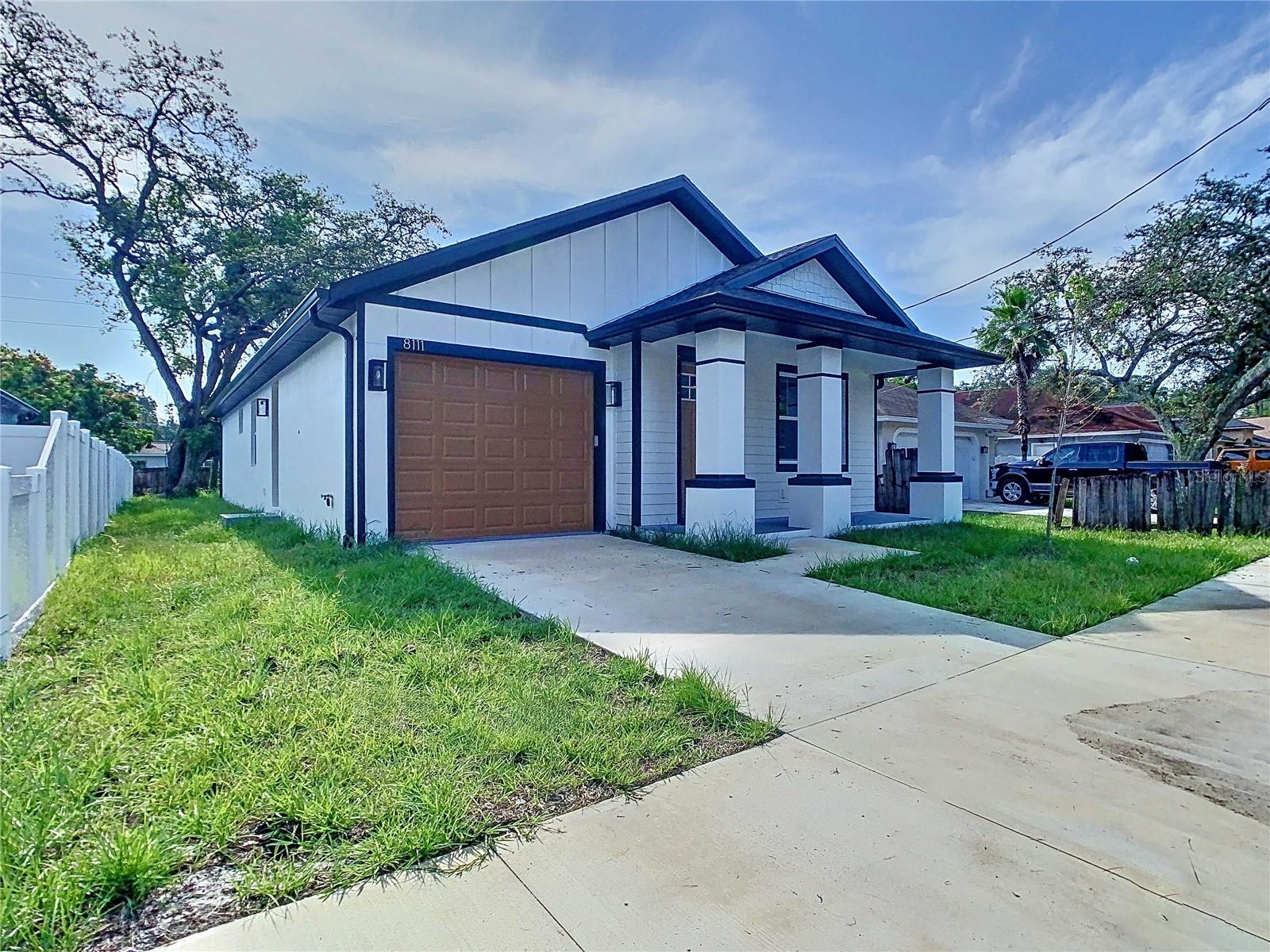 8111 N EDISON AVE, TAMPA, FL, 33604