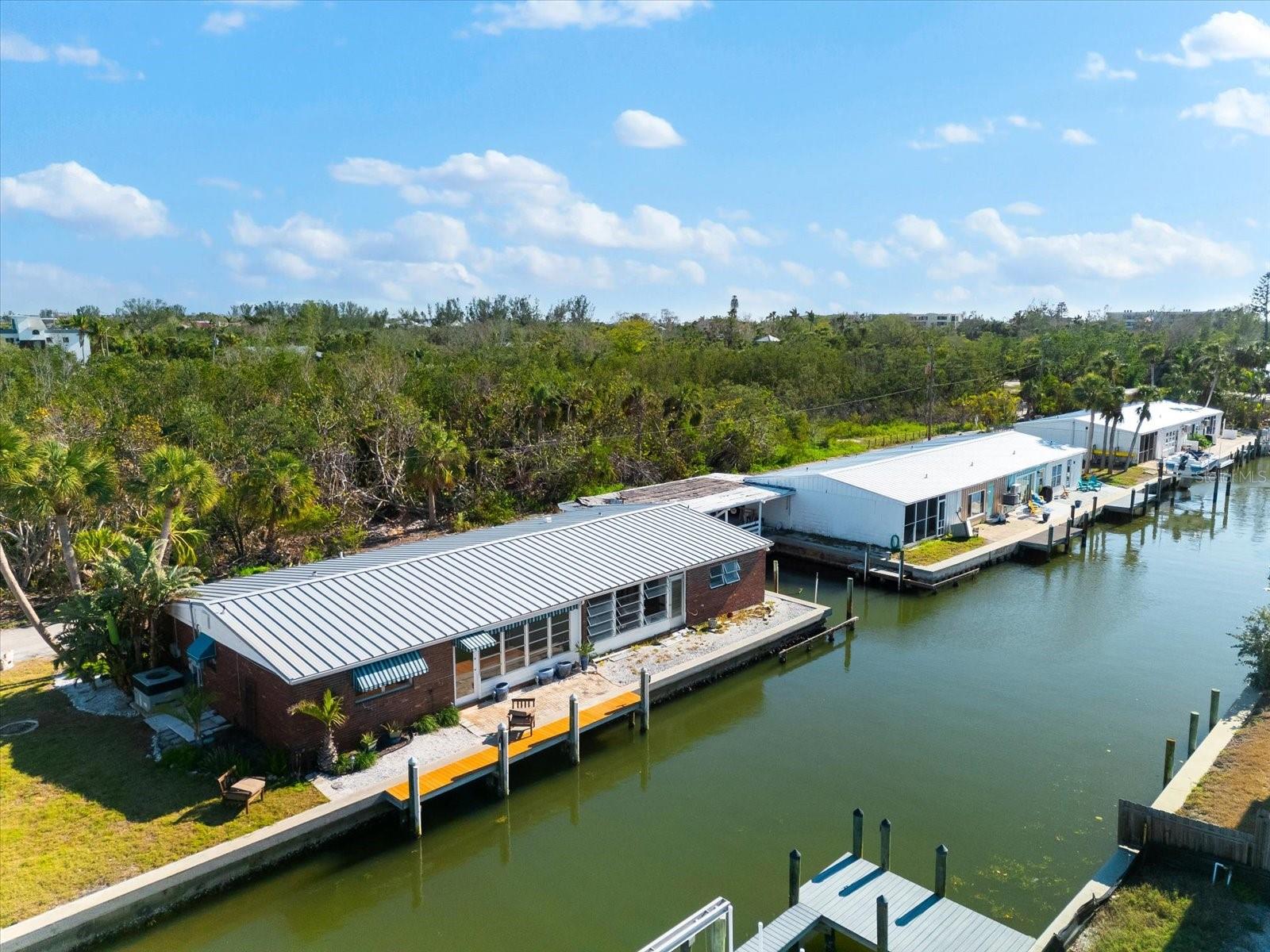 713 SAINT JUDES DR S #1, LONGBOAT KEY, FL, 34228