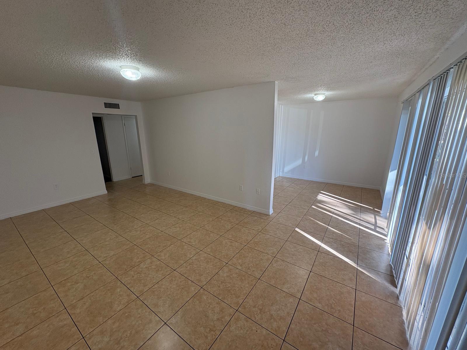 4407 S SEMORAN BLVD #6, ORLANDO, FL, 32822