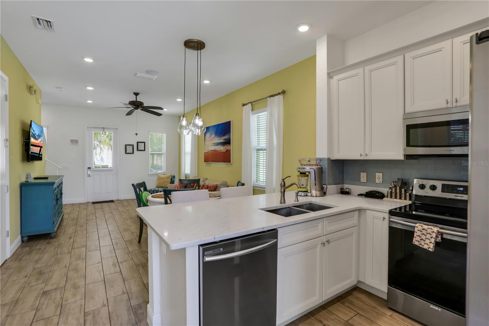 8005 FLIP FLOP WAY, KISSIMMEE, FL, 34747