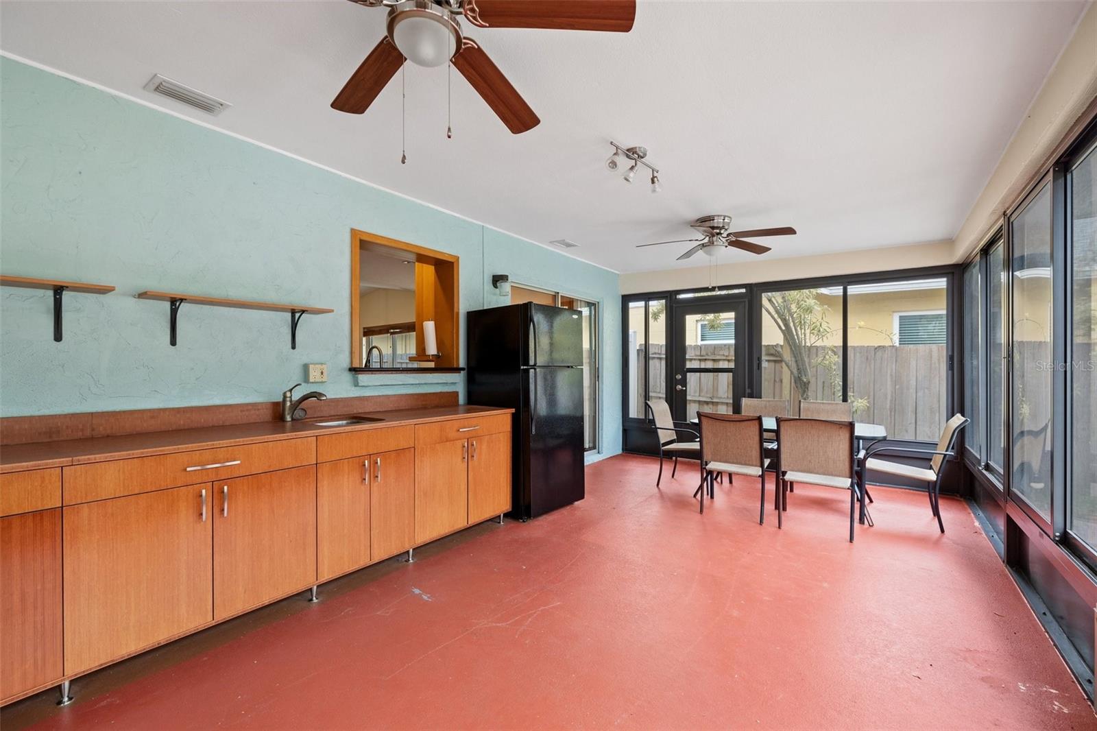 7041 73RD ST N, PINELLAS PARK, FL, 33781