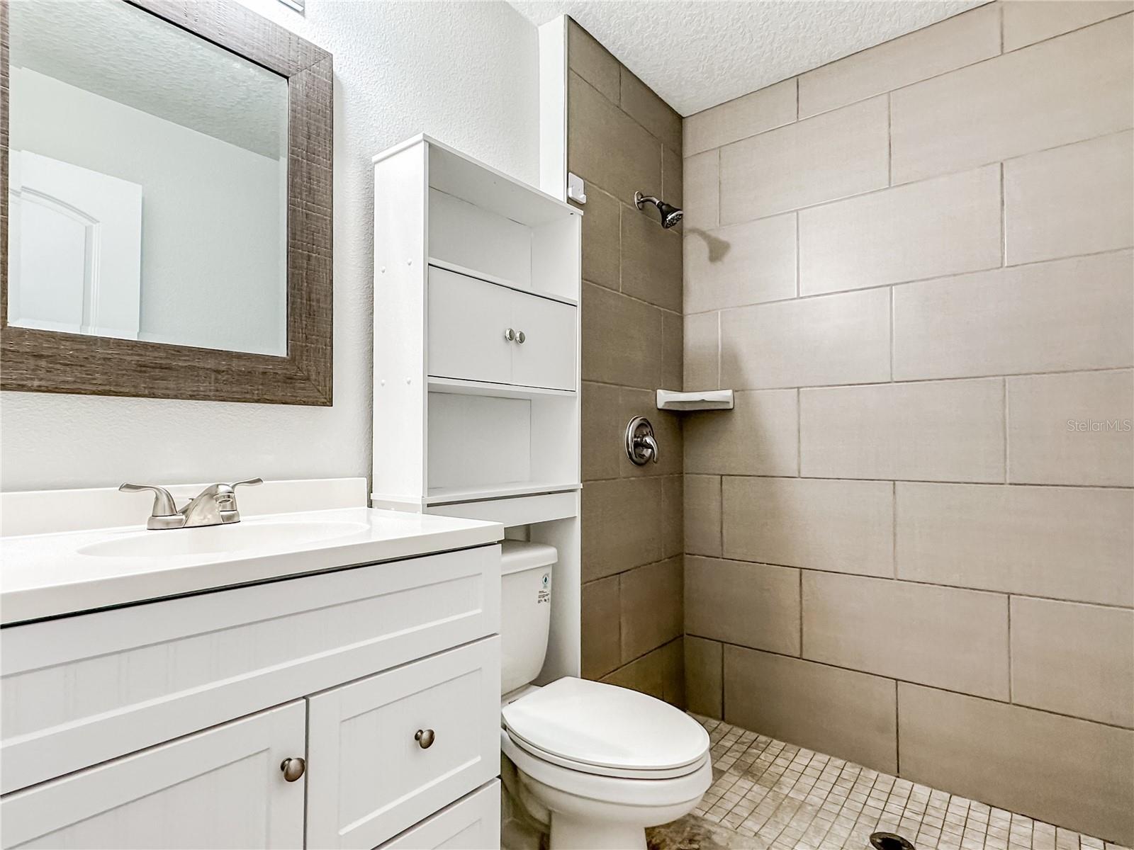 219 W MAPLE ST, DAVENPORT, FL, 33837