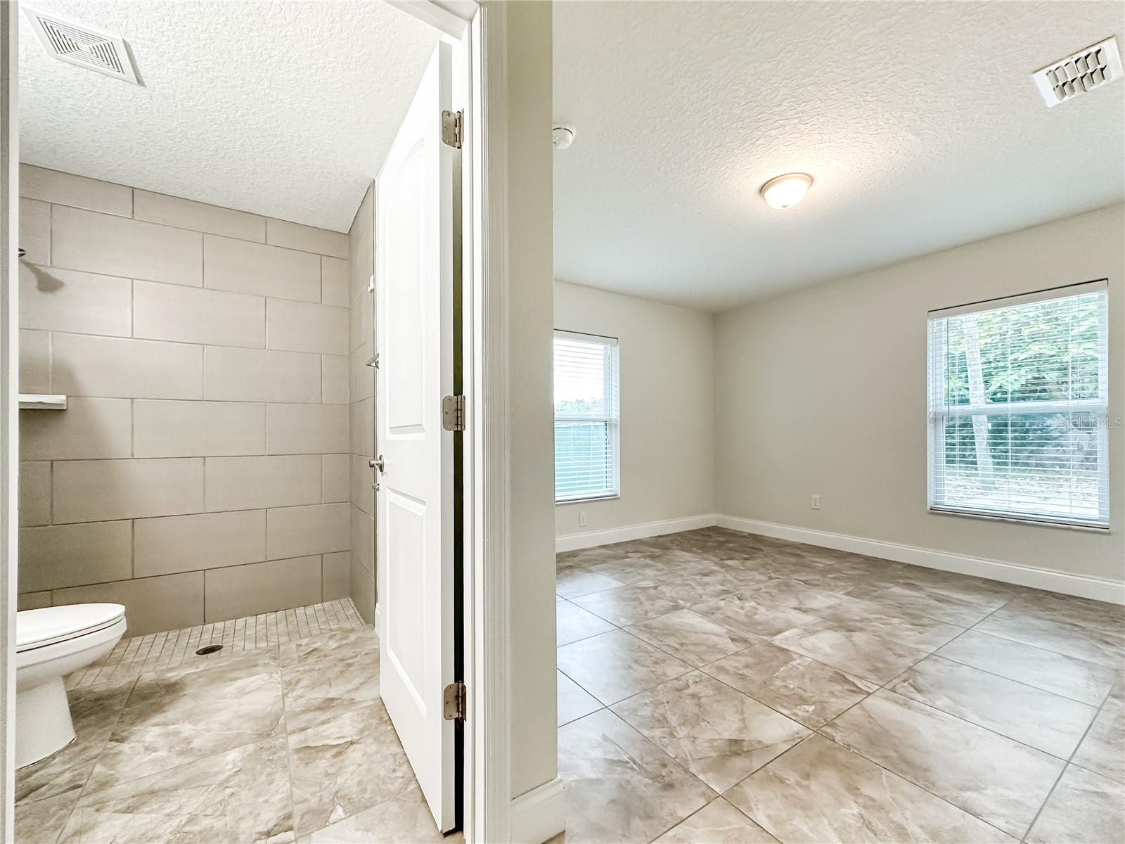 219 W MAPLE ST, DAVENPORT, FL, 33837