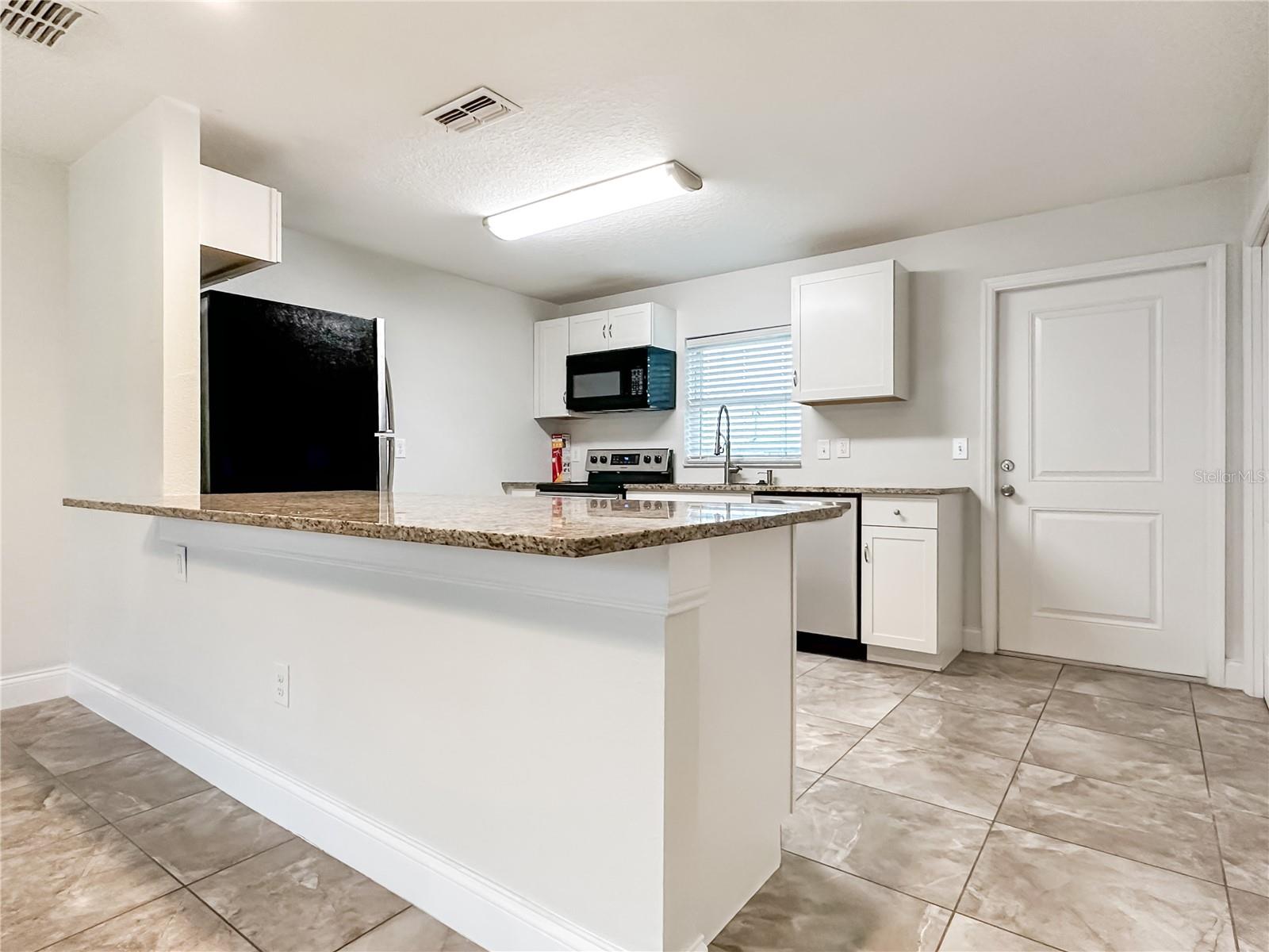 219 W MAPLE ST, DAVENPORT, FL, 33837