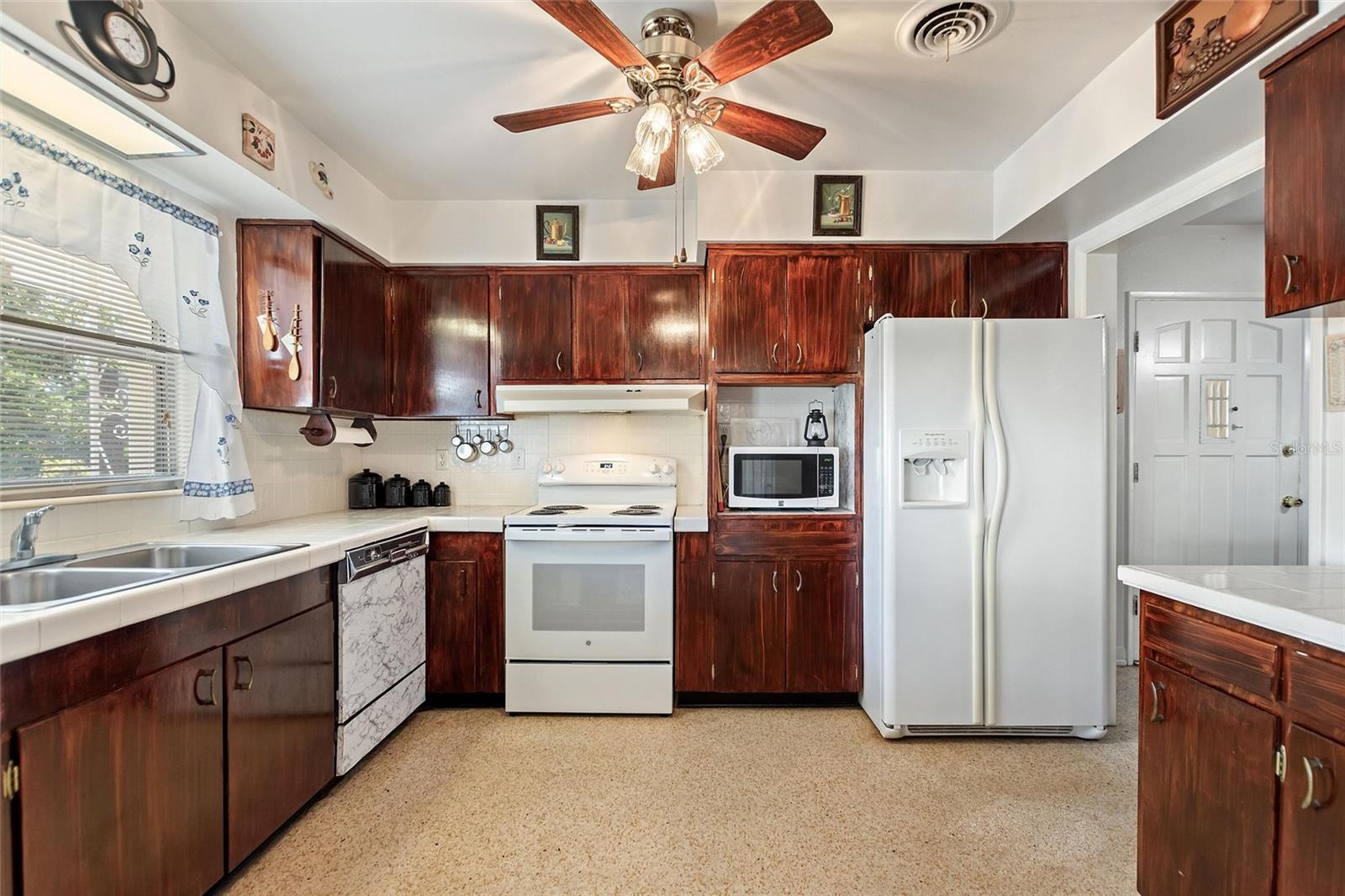 4310 INDIAN LAKE DR, INDIAN LAKE ESTATES, FL, 33855