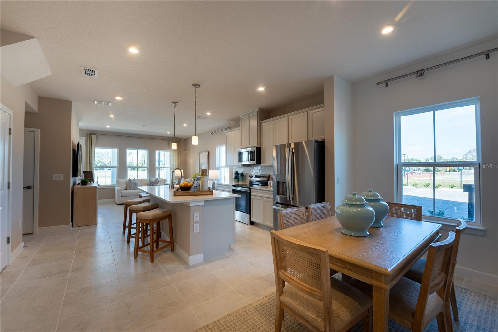 540 HIGHFALLS AVE, DEBARY, FL, 32713