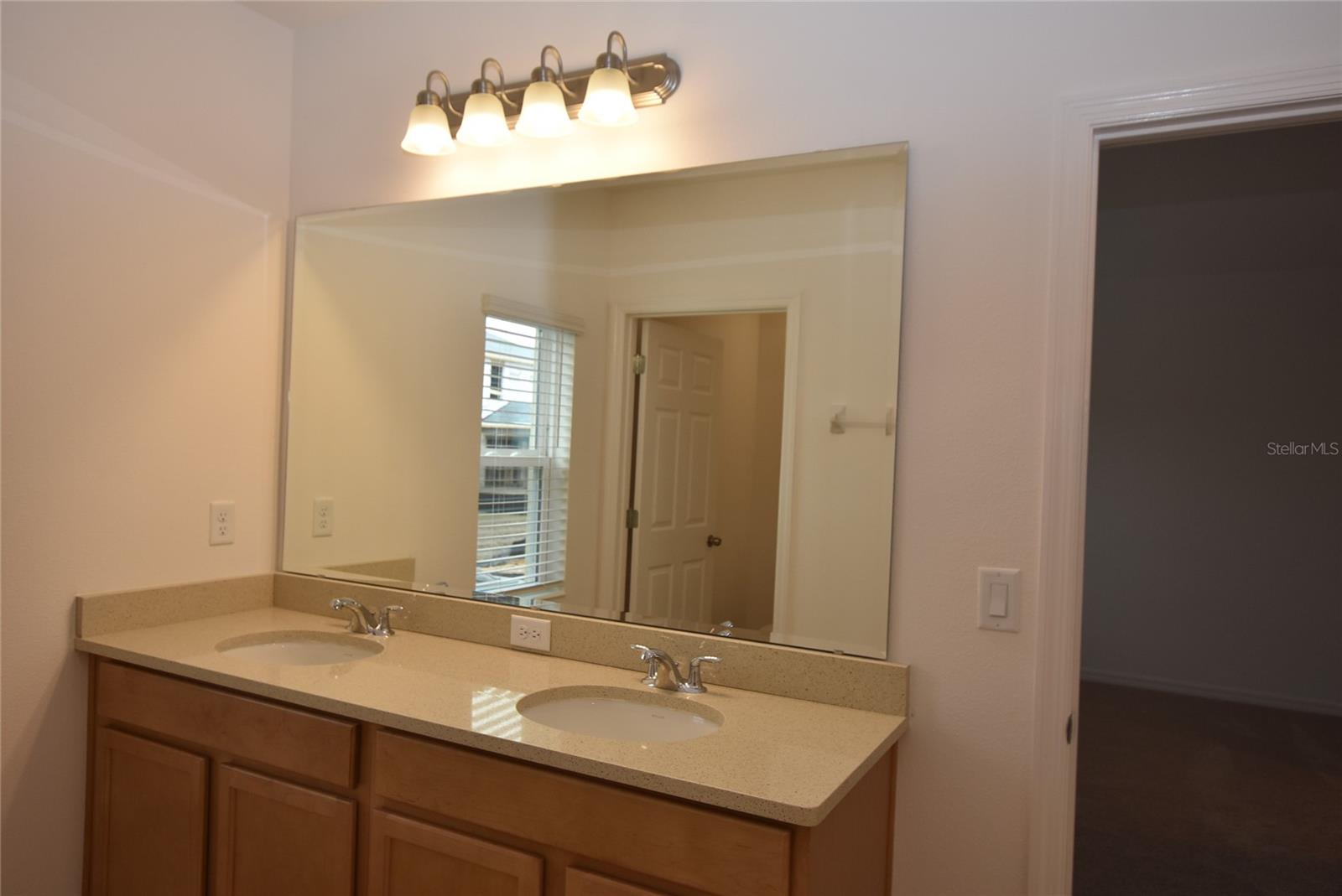 9394 VILLANOVA DR, GROVELAND, FL, 34736