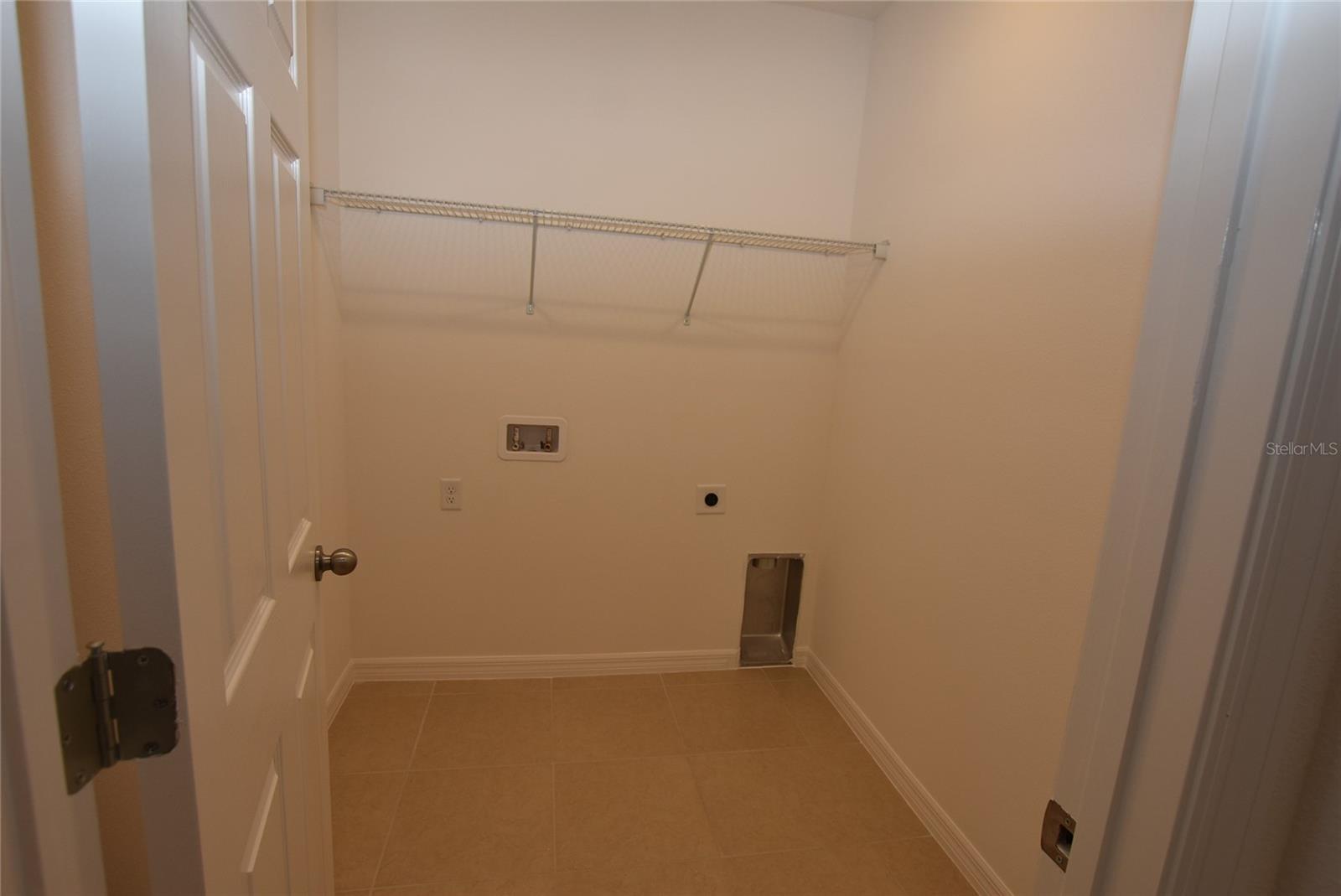 9394 VILLANOVA DR, GROVELAND, FL, 34736