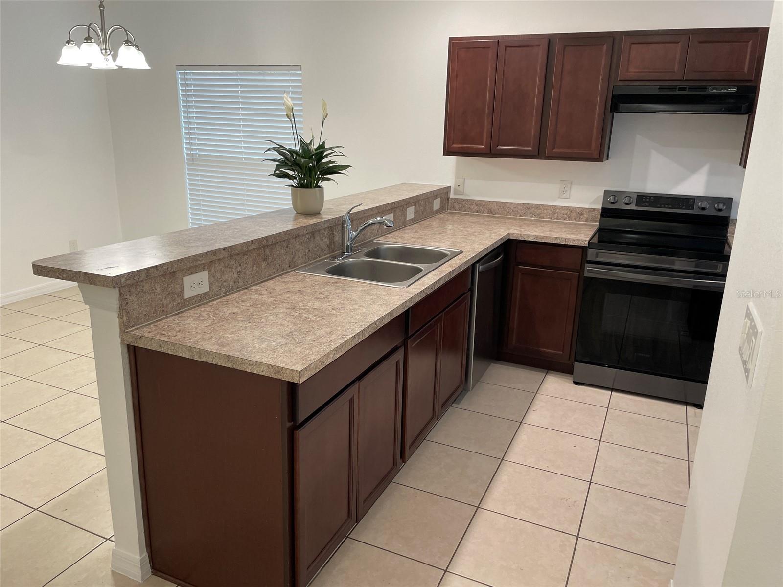 424 CRABTREE AVE, ORLANDO, FL, 32835